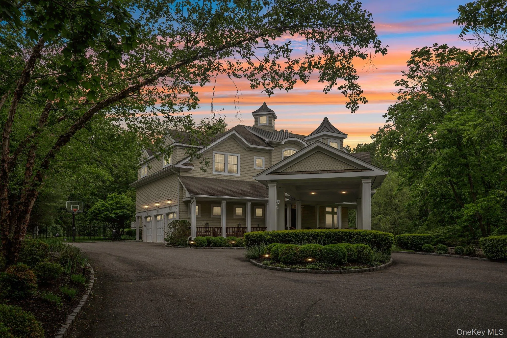 5 Mill Road, Huntington, NY, 6 Bedrooms Bedrooms, 10 Rooms Rooms,5 BathroomsBathrooms,Residential,For Rent,Mill,0,1004329 5 Mill Road, Huntington, NY, 6 Bedrooms Bedrooms, 10 Rooms Rooms,5 BathroomsBathrooms,Residential,For Rent,Mill,0,1004329
