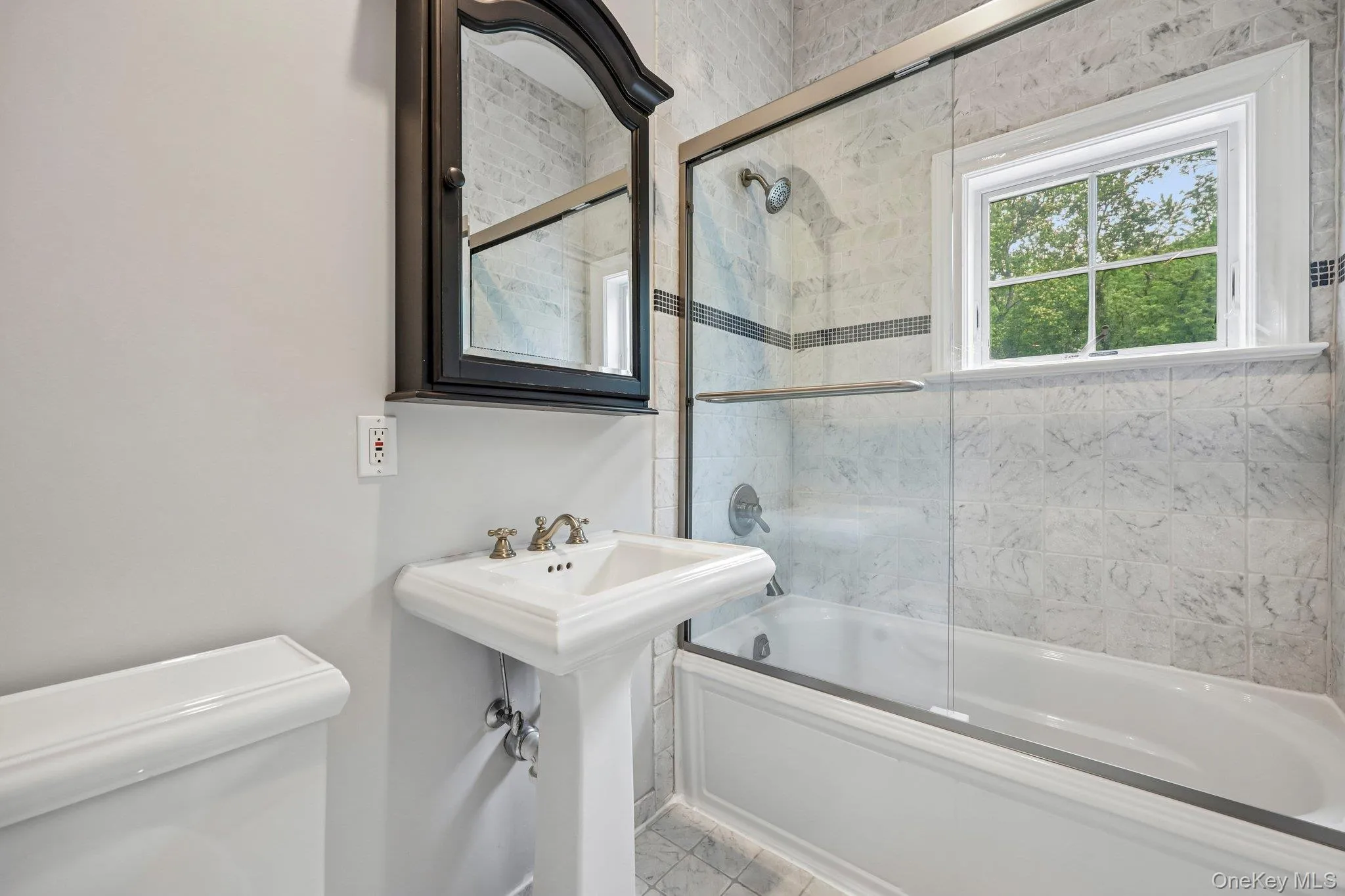 5 Mill Road, Huntington, NY, 6 Bedrooms Bedrooms, 10 Rooms Rooms,5 BathroomsBathrooms,Residential,For Rent,Mill,0,1004329 5 Mill Road, Huntington, NY, 6 Bedrooms Bedrooms, 10 Rooms Rooms,5 BathroomsBathrooms,Residential,For Rent,Mill,0,1004329