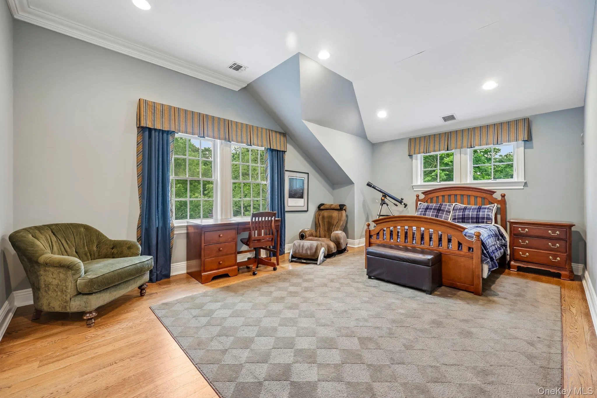 5 Mill Road, Huntington, NY, 6 Bedrooms Bedrooms, 10 Rooms Rooms,5 BathroomsBathrooms,Residential,For Rent,Mill,0,1004329 5 Mill Road, Huntington, NY, 6 Bedrooms Bedrooms, 10 Rooms Rooms,5 BathroomsBathrooms,Residential,For Rent,Mill,0,1004329