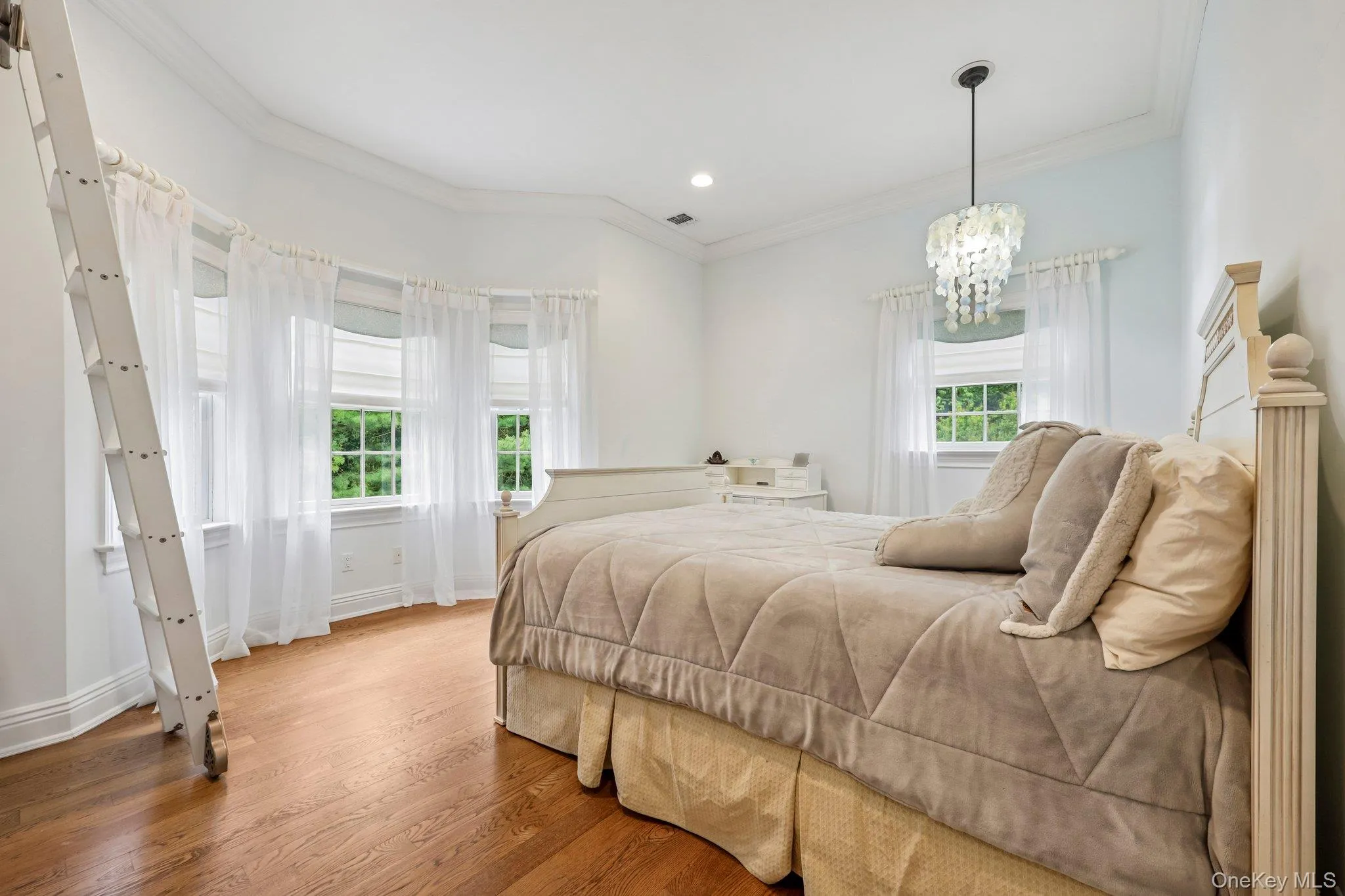 5 Mill Road, Huntington, NY, 6 Bedrooms Bedrooms, 10 Rooms Rooms,5 BathroomsBathrooms,Residential,For Rent,Mill,0,1004329 5 Mill Road, Huntington, NY, 6 Bedrooms Bedrooms, 10 Rooms Rooms,5 BathroomsBathrooms,Residential,For Rent,Mill,0,1004329