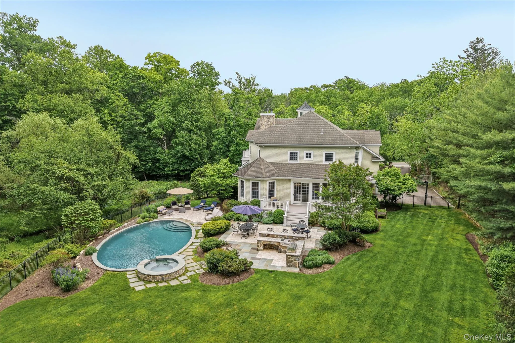 5 Mill Road, Huntington, NY, 6 Bedrooms Bedrooms, 10 Rooms Rooms,5 BathroomsBathrooms,Residential,For Rent,Mill,0,1004329 5 Mill Road, Huntington, NY, 6 Bedrooms Bedrooms, 10 Rooms Rooms,5 BathroomsBathrooms,Residential,For Rent,Mill,0,1004329