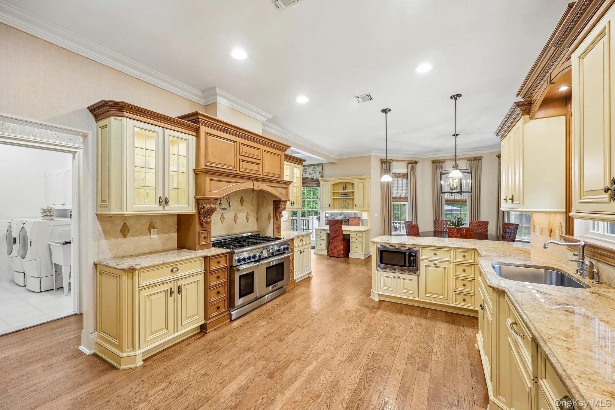 5 Mill Road, Huntington, NY, 6 Bedrooms Bedrooms, 10 Rooms Rooms,5 BathroomsBathrooms,Residential,For Rent,Mill,0,1004329 5 Mill Road, Huntington, NY, 6 Bedrooms Bedrooms, 10 Rooms Rooms,5 BathroomsBathrooms,Residential,For Rent,Mill,0,1004329