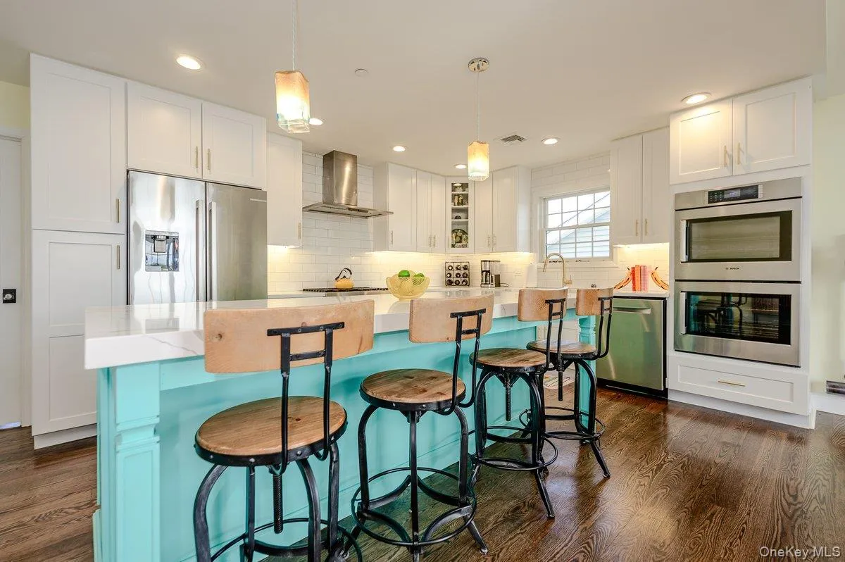 75 Curley Street, Long Beach, NY, 4 Bedrooms Bedrooms, 10 Rooms Rooms,3 BathroomsBathrooms,Residential,For Rent,Curley,0,1004336 75 Curley Street, Long Beach, NY, 4 Bedrooms Bedrooms, 10 Rooms Rooms,3 BathroomsBathrooms,Residential,For Rent,Curley,0,1004336
