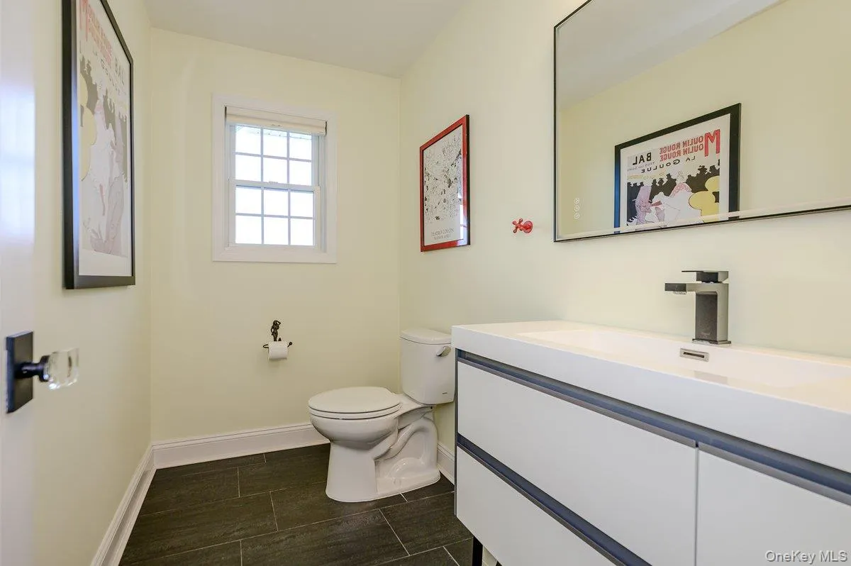 75 Curley Street, Long Beach, NY, 4 Bedrooms Bedrooms, 10 Rooms Rooms,3 BathroomsBathrooms,Residential,For Rent,Curley,0,1004336 75 Curley Street, Long Beach, NY, 4 Bedrooms Bedrooms, 10 Rooms Rooms,3 BathroomsBathrooms,Residential,For Rent,Curley,0,1004336