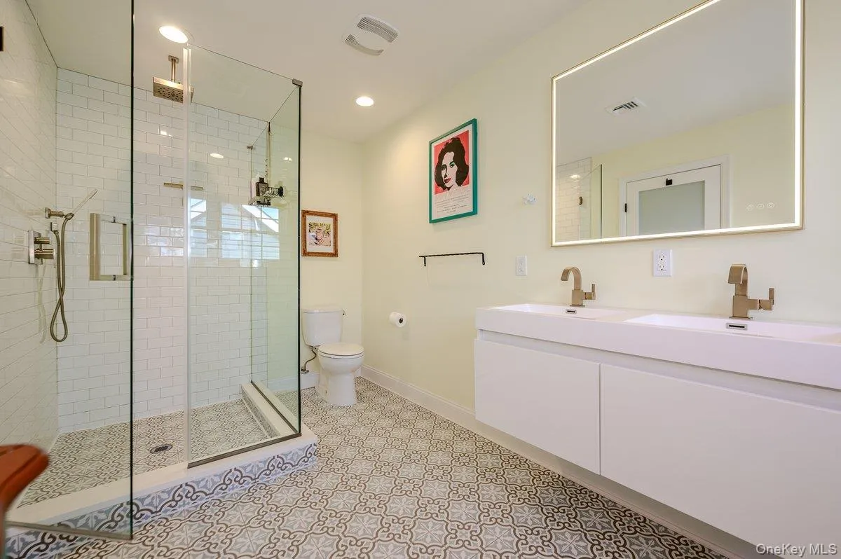 75 Curley Street, Long Beach, NY, 4 Bedrooms Bedrooms, 10 Rooms Rooms,3 BathroomsBathrooms,Residential,For Rent,Curley,0,1004336 75 Curley Street, Long Beach, NY, 4 Bedrooms Bedrooms, 10 Rooms Rooms,3 BathroomsBathrooms,Residential,For Rent,Curley,0,1004336
