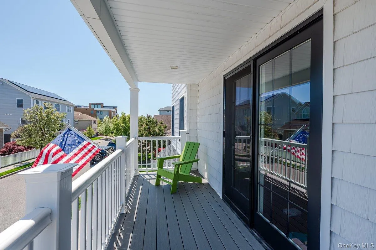75 Curley Street, Long Beach, NY, 4 Bedrooms Bedrooms, 10 Rooms Rooms,3 BathroomsBathrooms,Residential,For Rent,Curley,0,1004336 75 Curley Street, Long Beach, NY, 4 Bedrooms Bedrooms, 10 Rooms Rooms,3 BathroomsBathrooms,Residential,For Rent,Curley,0,1004336