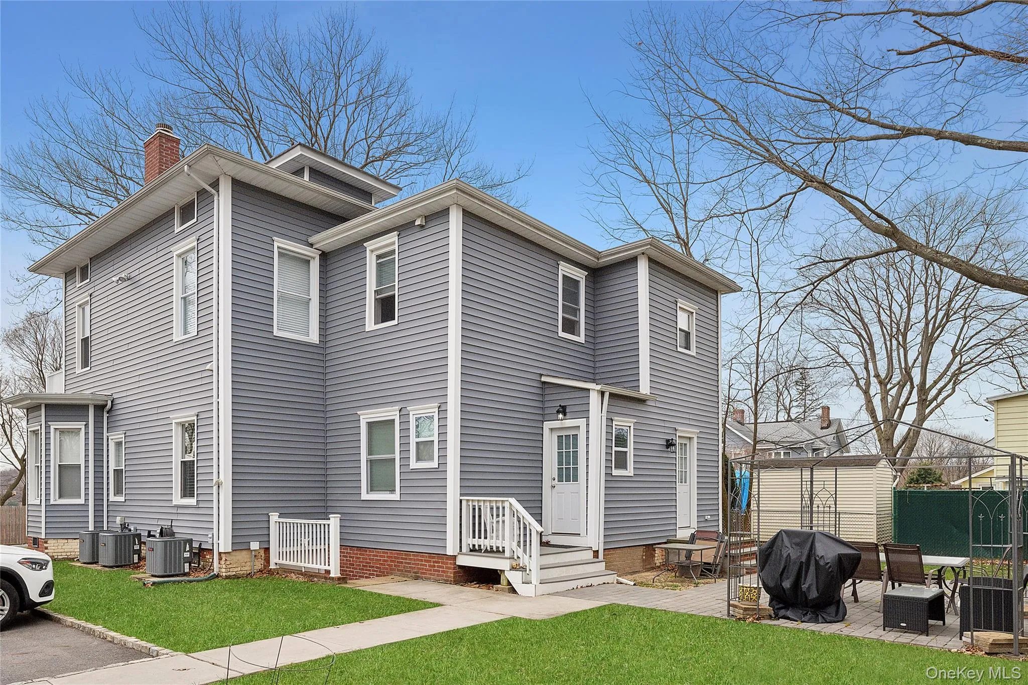 15 Summit Place, Glen Cove, NY, 1 Bedroom Bedrooms, 4 Rooms Rooms,1 BathroomBathrooms,Residential Lease,For Rent,Summit,0,1004337 15 Summit Place, Glen Cove, NY, 1 Bedroom Bedrooms, 4 Rooms Rooms,1 BathroomBathrooms,Residential Lease,For Rent,Summit,0,1004337