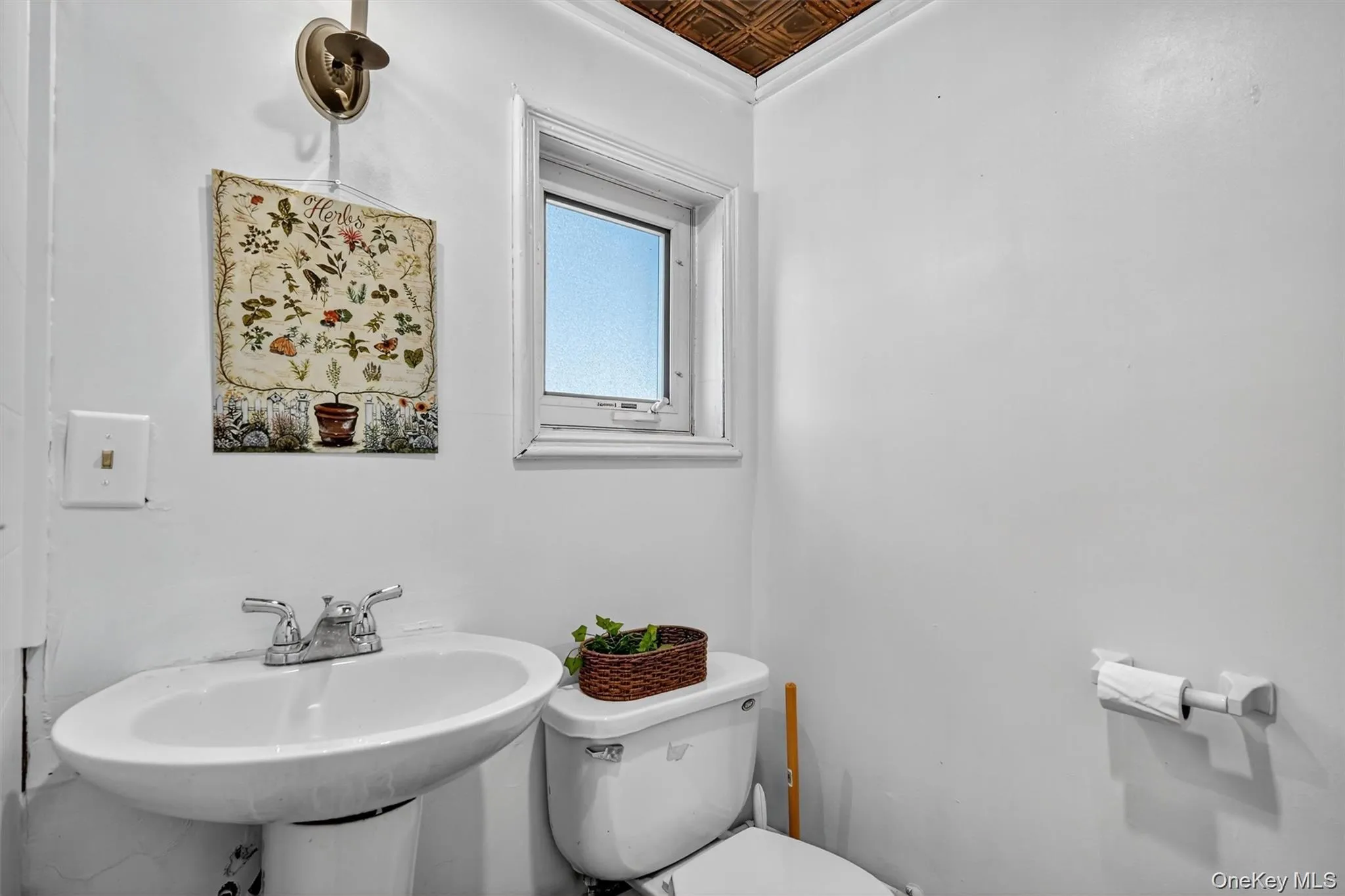 214 State Route 32, New Paltz, NY, 3 Bedrooms Bedrooms, 9 Rooms Rooms,1 BathroomBathrooms,Residential,For Rent,State Route 32,0,1004338 214 State Route 32, New Paltz, NY, 3 Bedrooms Bedrooms, 9 Rooms Rooms,1 BathroomBathrooms,Residential,For Rent,State Route 32,0,1004338