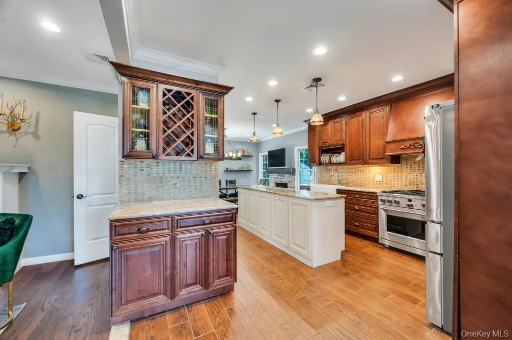 357 Wynsum Avenue, Hempstead, NY, 3 Bedrooms Bedrooms, 12 Rooms Rooms,3 BathroomsBathrooms,Residential,For Rent,Wynsum,0,1004339 357 Wynsum Avenue, Hempstead, NY, 3 Bedrooms Bedrooms, 12 Rooms Rooms,3 BathroomsBathrooms,Residential,For Rent,Wynsum,0,1004339