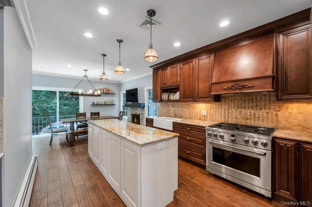 357 Wynsum Avenue, Hempstead, NY, 3 Bedrooms Bedrooms, 12 Rooms Rooms,3 BathroomsBathrooms,Residential,For Rent,Wynsum,0,1004339 357 Wynsum Avenue, Hempstead, NY, 3 Bedrooms Bedrooms, 12 Rooms Rooms,3 BathroomsBathrooms,Residential,For Rent,Wynsum,0,1004339