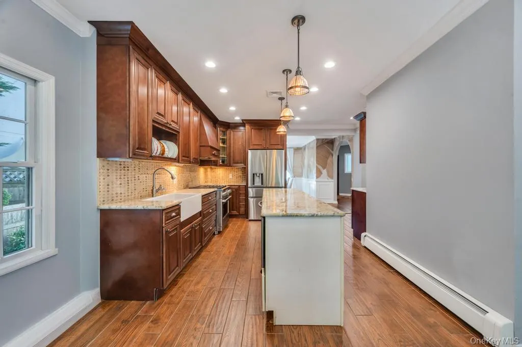 357 Wynsum Avenue, Hempstead, NY, 3 Bedrooms Bedrooms, 12 Rooms Rooms,3 BathroomsBathrooms,Residential,For Rent,Wynsum,0,1004339 357 Wynsum Avenue, Hempstead, NY, 3 Bedrooms Bedrooms, 12 Rooms Rooms,3 BathroomsBathrooms,Residential,For Rent,Wynsum,0,1004339