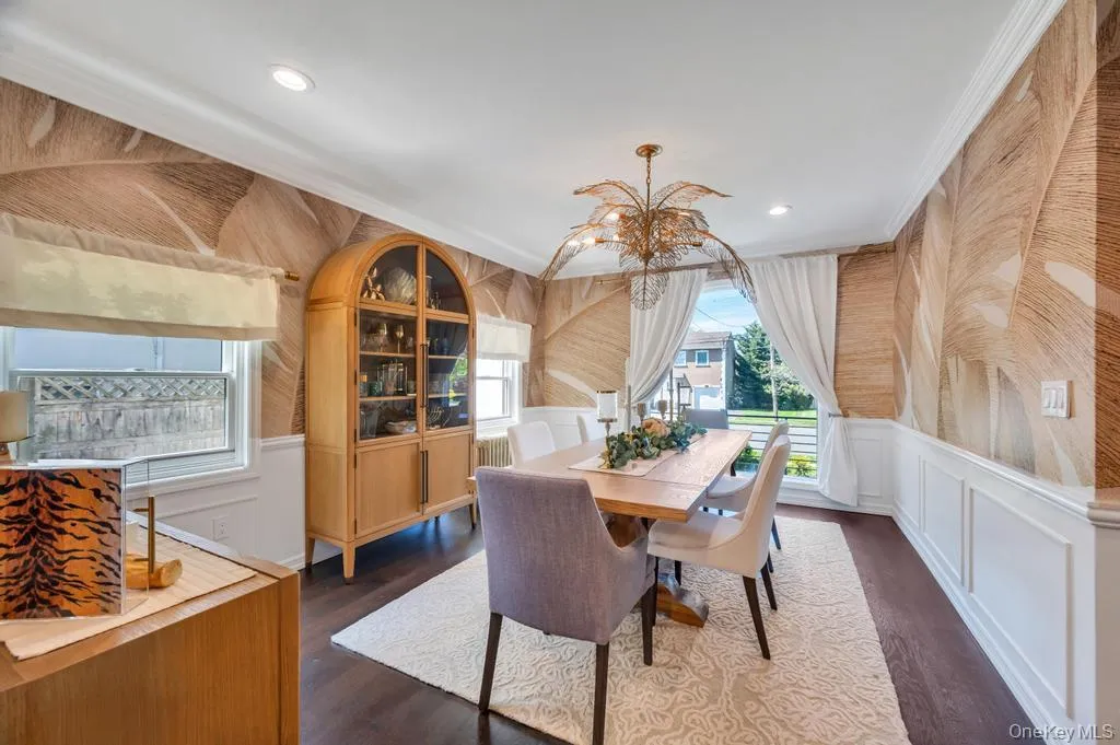 357 Wynsum Avenue, Hempstead, NY, 3 Bedrooms Bedrooms, 12 Rooms Rooms,3 BathroomsBathrooms,Residential,For Rent,Wynsum,0,1004339 357 Wynsum Avenue, Hempstead, NY, 3 Bedrooms Bedrooms, 12 Rooms Rooms,3 BathroomsBathrooms,Residential,For Rent,Wynsum,0,1004339