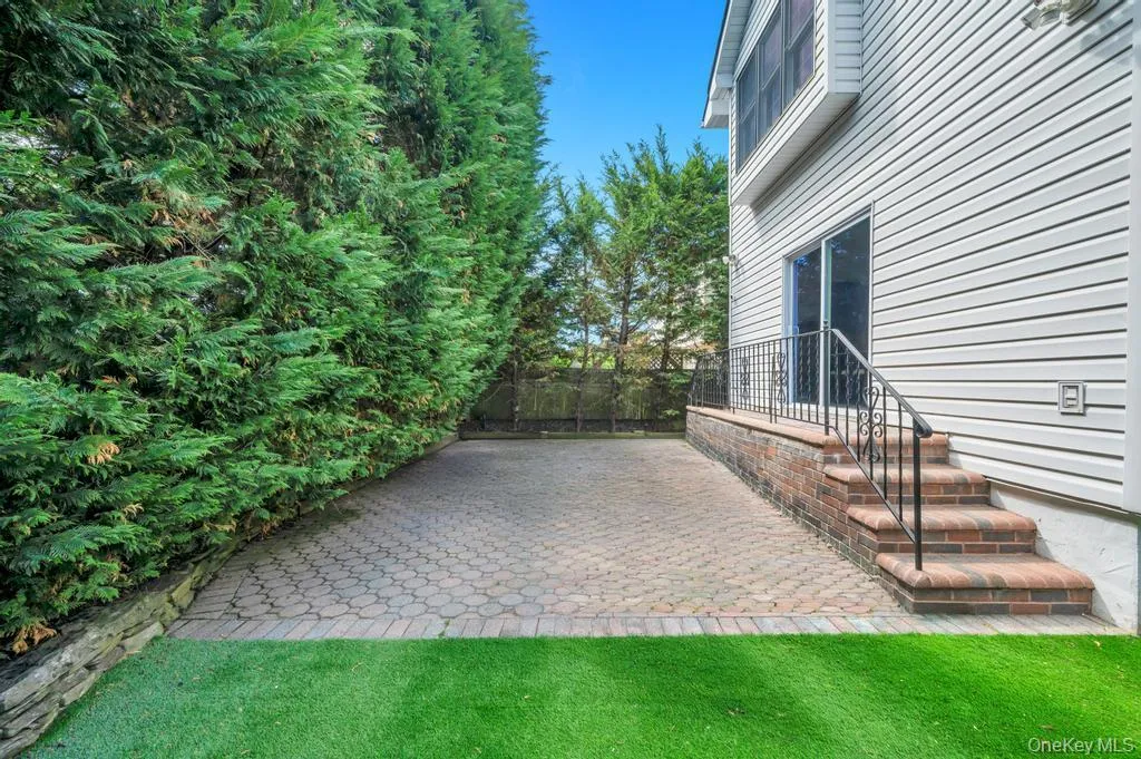 357 Wynsum Avenue, Hempstead, NY, 3 Bedrooms Bedrooms, 12 Rooms Rooms,3 BathroomsBathrooms,Residential,For Rent,Wynsum,0,1004339 357 Wynsum Avenue, Hempstead, NY, 3 Bedrooms Bedrooms, 12 Rooms Rooms,3 BathroomsBathrooms,Residential,For Rent,Wynsum,0,1004339