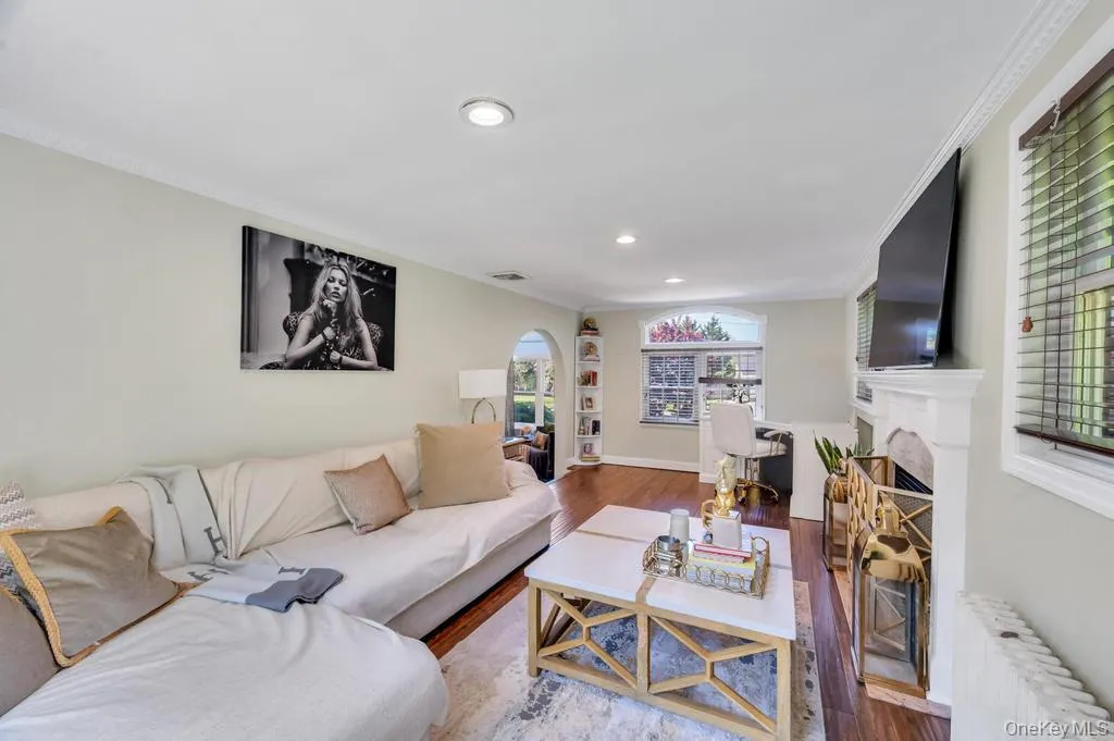 357 Wynsum Avenue, Hempstead, NY, 3 Bedrooms Bedrooms, 12 Rooms Rooms,3 BathroomsBathrooms,Residential,For Rent,Wynsum,0,1004339 357 Wynsum Avenue, Hempstead, NY, 3 Bedrooms Bedrooms, 12 Rooms Rooms,3 BathroomsBathrooms,Residential,For Rent,Wynsum,0,1004339