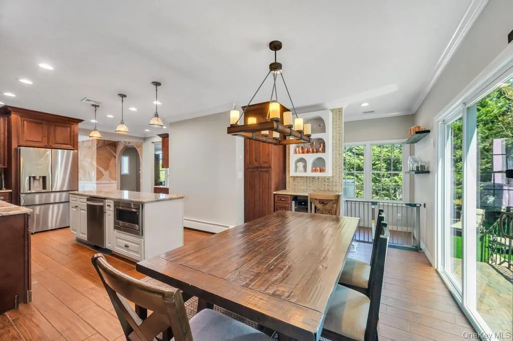 357 Wynsum Avenue, Hempstead, NY, 3 Bedrooms Bedrooms, 12 Rooms Rooms,3 BathroomsBathrooms,Residential,For Rent,Wynsum,0,1004339 357 Wynsum Avenue, Hempstead, NY, 3 Bedrooms Bedrooms, 12 Rooms Rooms,3 BathroomsBathrooms,Residential,For Rent,Wynsum,0,1004339