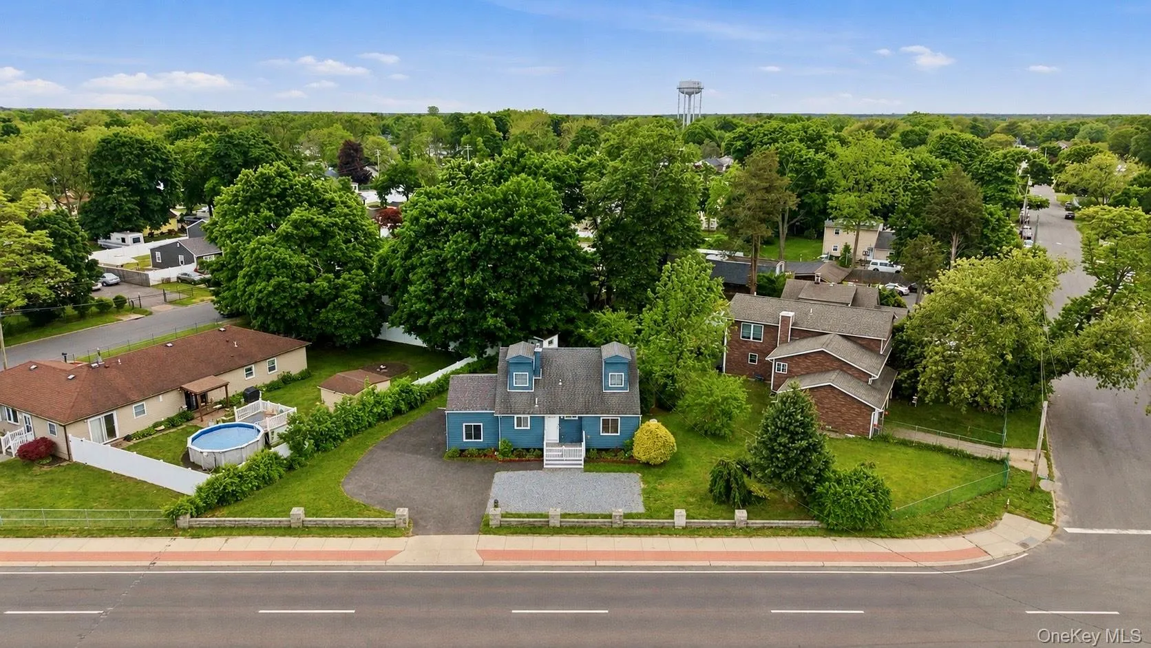332 Crooked Hill Road, Islip, NY, 5 Bedrooms Bedrooms, 10 Rooms Rooms,2 BathroomsBathrooms,Residential,For Rent,Crooked Hill,0,1004343 332 Crooked Hill Road, Islip, NY, 5 Bedrooms Bedrooms, 10 Rooms Rooms,2 BathroomsBathrooms,Residential,For Rent,Crooked Hill,0,1004343