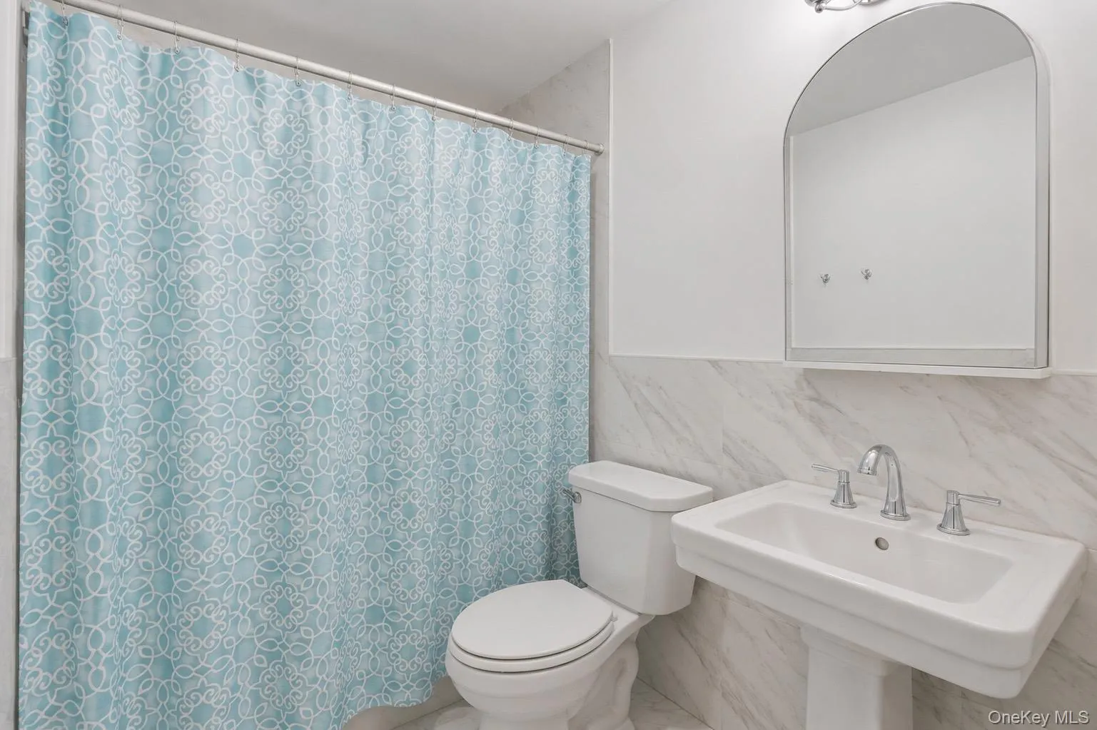 332 Crooked Hill Road, Islip, NY, 5 Bedrooms Bedrooms, 10 Rooms Rooms,2 BathroomsBathrooms,Residential,For Rent,Crooked Hill,0,1004343 332 Crooked Hill Road, Islip, NY, 5 Bedrooms Bedrooms, 10 Rooms Rooms,2 BathroomsBathrooms,Residential,For Rent,Crooked Hill,0,1004343