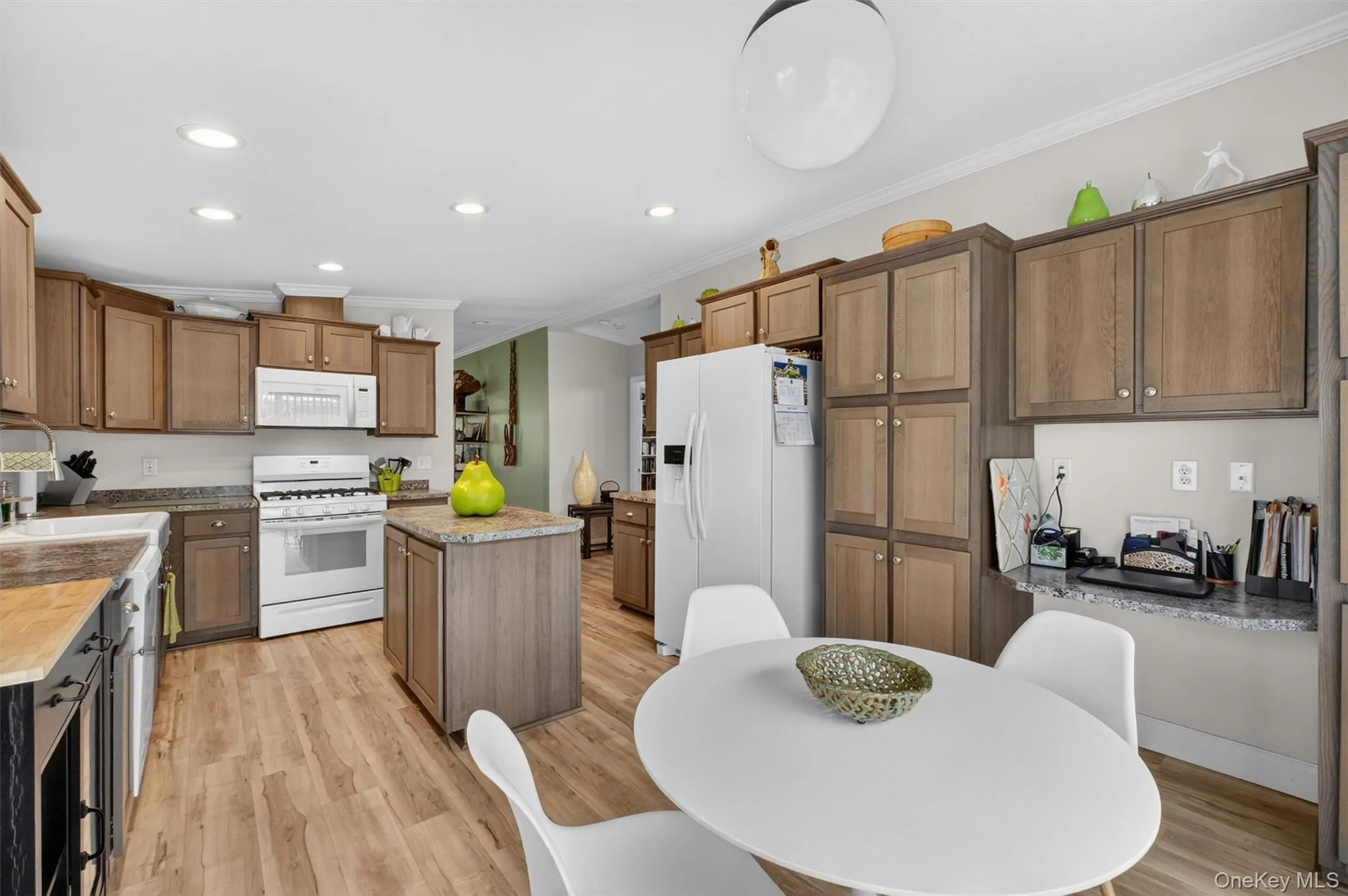 10 Orlando Drive, Poughkeepsie (town), NY, 3 Bedrooms Bedrooms, 6 Rooms Rooms,2 BathroomsBathrooms,Residential,For Rent,Orlando,0,1004346 10 Orlando Drive, Poughkeepsie (town), NY, 3 Bedrooms Bedrooms, 6 Rooms Rooms,2 BathroomsBathrooms,Residential,For Rent,Orlando,0,1004346