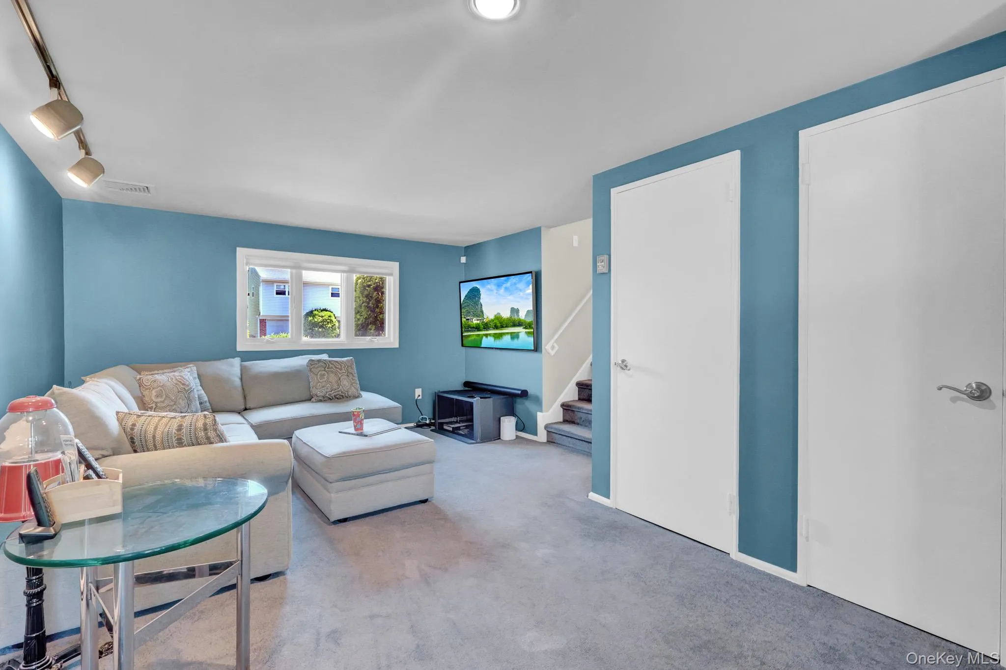 33 Brook Path, Oyster Bay, NY, 3 Bedrooms Bedrooms, 8 Rooms Rooms,1 BathroomBathrooms,Residential,For Rent,Brook,0,1004350 33 Brook Path, Oyster Bay, NY, 3 Bedrooms Bedrooms, 8 Rooms Rooms,1 BathroomBathrooms,Residential,For Rent,Brook,0,1004350