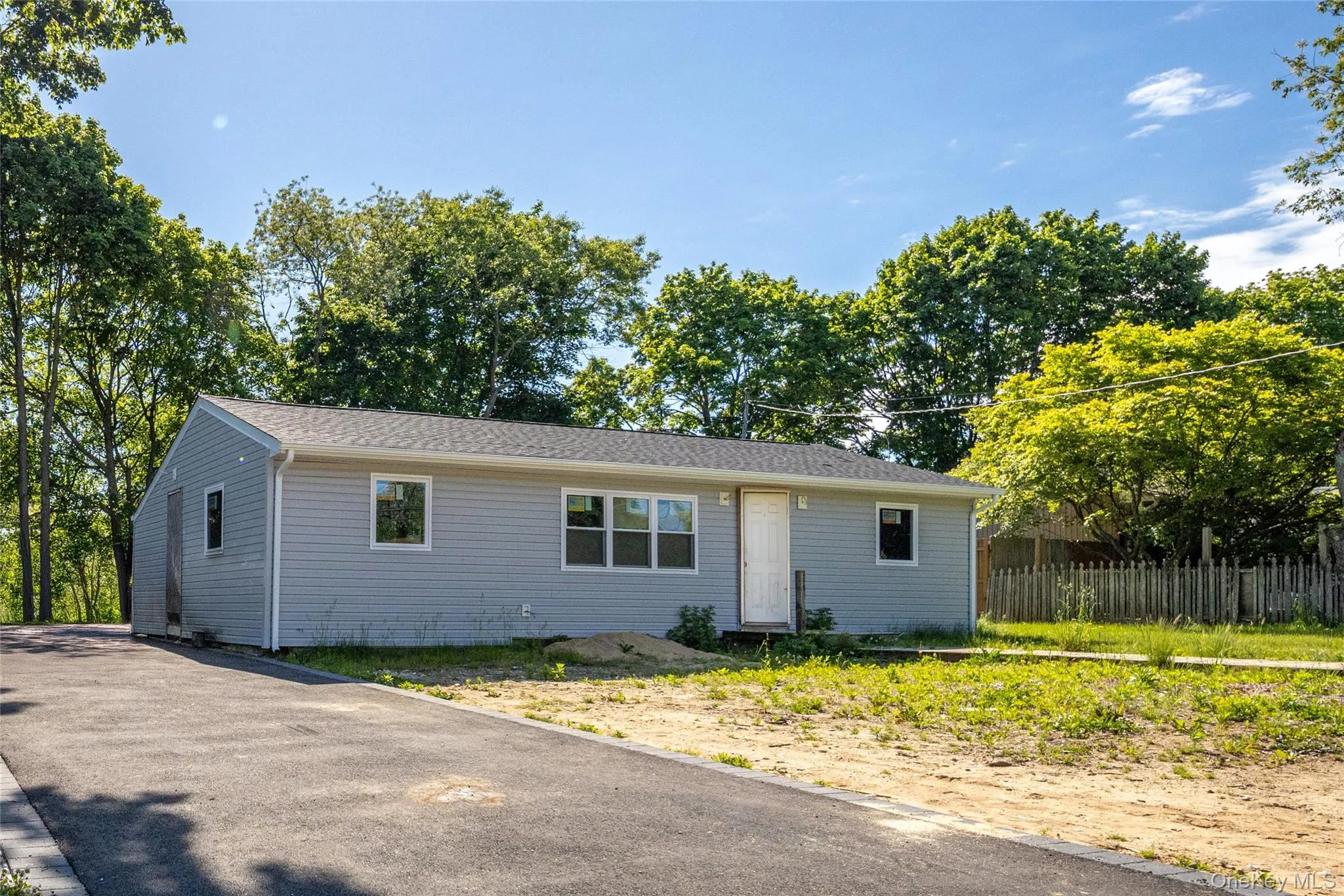 547 Taylor Avenue, Brookhaven, NY, 3 Bedrooms Bedrooms, 7 Rooms Rooms,1 BathroomBathrooms,Residential,For Rent,Taylor,0,1004351 547 Taylor Avenue, Brookhaven, NY, 3 Bedrooms Bedrooms, 7 Rooms Rooms,1 BathroomBathrooms,Residential,For Rent,Taylor,0,1004351