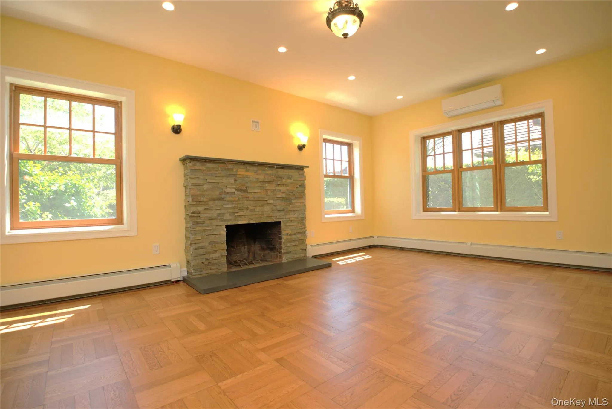 6956 Exeter Street, New York, NY, 4 Bedrooms Bedrooms, 12 Rooms Rooms,4 BathroomsBathrooms,Residential Lease,For Rent,Exeter,0,1004354 6956 Exeter Street, New York, NY, 4 Bedrooms Bedrooms, 12 Rooms Rooms,4 BathroomsBathrooms,Residential Lease,For Rent,Exeter,0,1004354