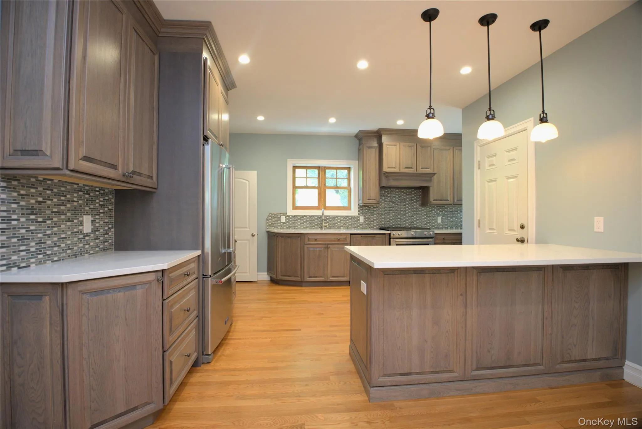 6956 Exeter Street, New York, NY, 4 Bedrooms Bedrooms, 12 Rooms Rooms,4 BathroomsBathrooms,Residential Lease,For Rent,Exeter,0,1004354 6956 Exeter Street, New York, NY, 4 Bedrooms Bedrooms, 12 Rooms Rooms,4 BathroomsBathrooms,Residential Lease,For Rent,Exeter,0,1004354