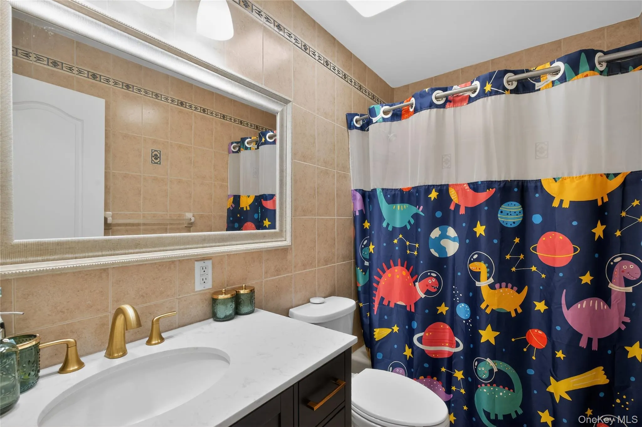 3341 Colony Drive, Hempstead, NY, 4 Bedrooms Bedrooms, 8 Rooms Rooms,3 BathroomsBathrooms,Residential,For Rent,Colony,0,1004359 3341 Colony Drive, Hempstead, NY, 4 Bedrooms Bedrooms, 8 Rooms Rooms,3 BathroomsBathrooms,Residential,For Rent,Colony,0,1004359