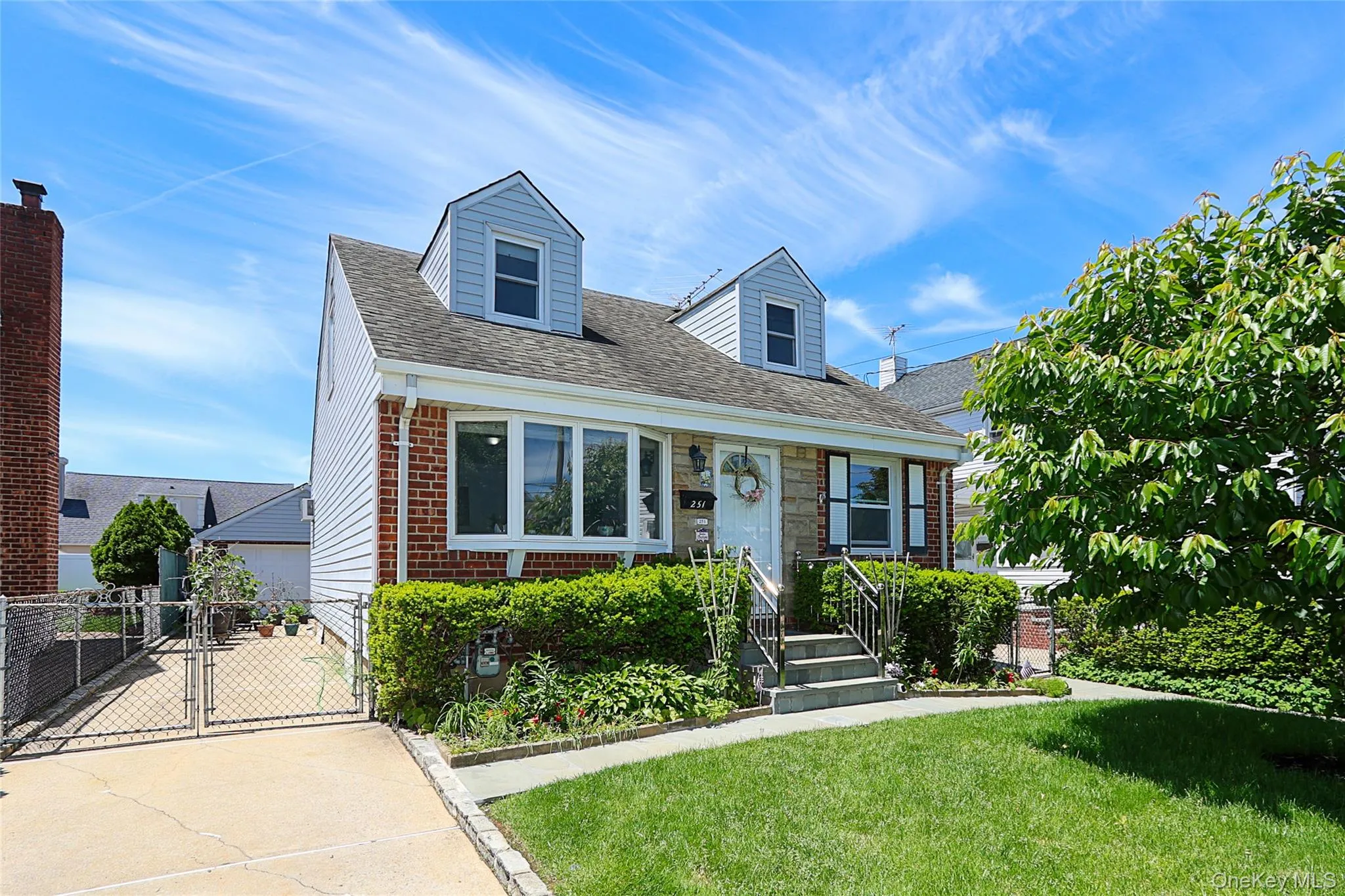 251 Mc Kinley Parkway, North Hempstead, NY, 4 Bedrooms Bedrooms, 7 Rooms Rooms,1 BathroomBathrooms,Residential,For Rent,Mc Kinley,0,1004360 251 Mc Kinley Parkway, North Hempstead, NY, 4 Bedrooms Bedrooms, 7 Rooms Rooms,1 BathroomBathrooms,Residential,For Rent,Mc Kinley,0,1004360