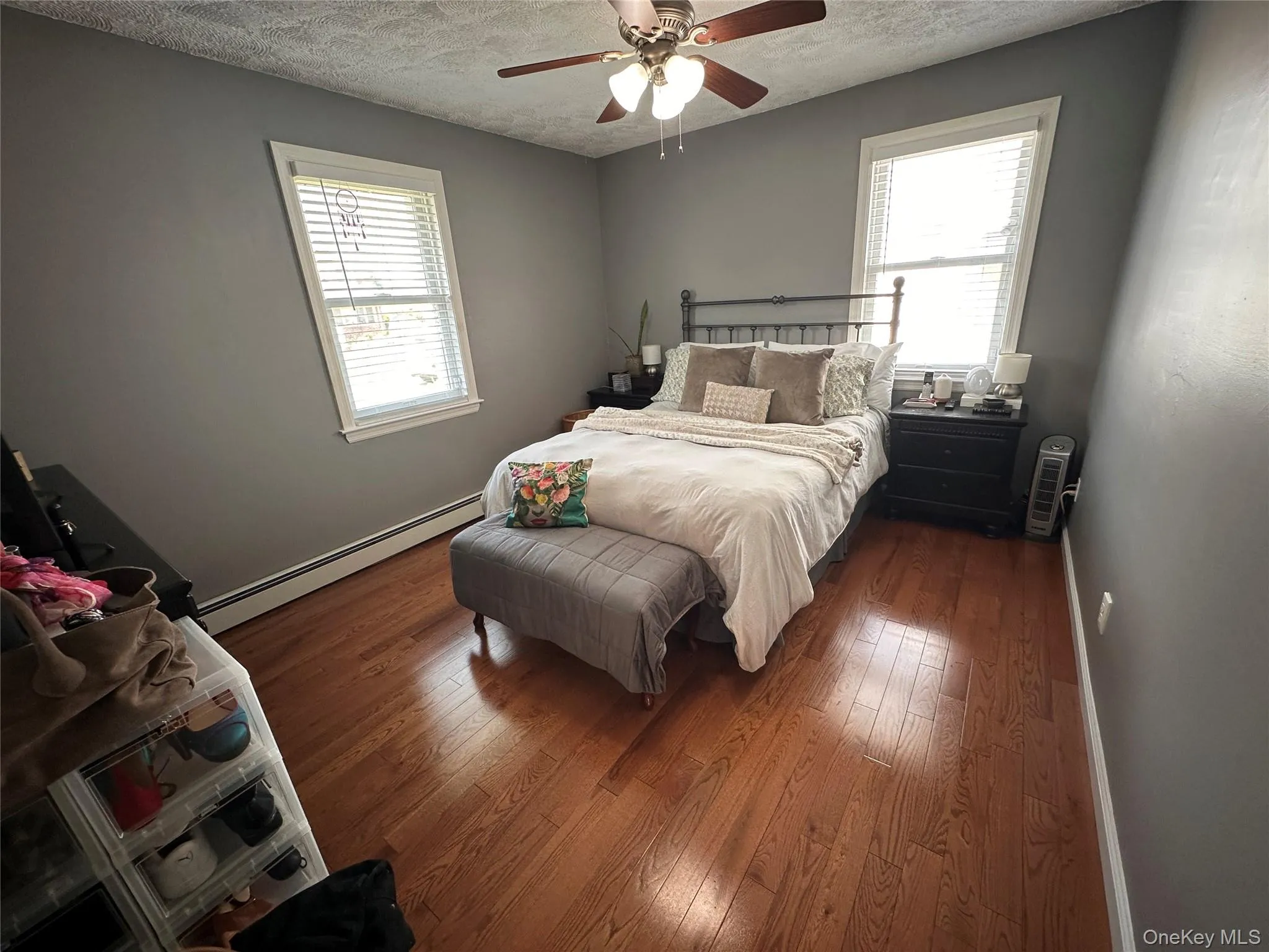 568 Irving Street, North Hempstead, NY, 3 Bedrooms Bedrooms, 9 Rooms Rooms,2 BathroomsBathrooms,Residential,For Rent,Irving,0,1004362 568 Irving Street, North Hempstead, NY, 3 Bedrooms Bedrooms, 9 Rooms Rooms,2 BathroomsBathrooms,Residential,For Rent,Irving,0,1004362