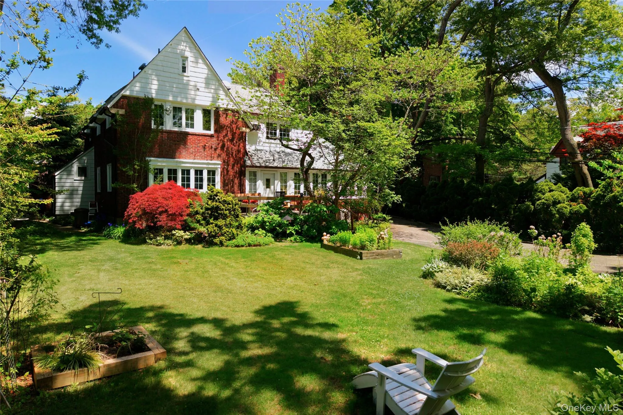 10 Crescent Road, North Hempstead, NY, 4 Bedrooms Bedrooms, 8 Rooms Rooms,2 BathroomsBathrooms,Residential,For Rent,Crescent,0,1004366 10 Crescent Road, North Hempstead, NY, 4 Bedrooms Bedrooms, 8 Rooms Rooms,2 BathroomsBathrooms,Residential,For Rent,Crescent,0,1004366