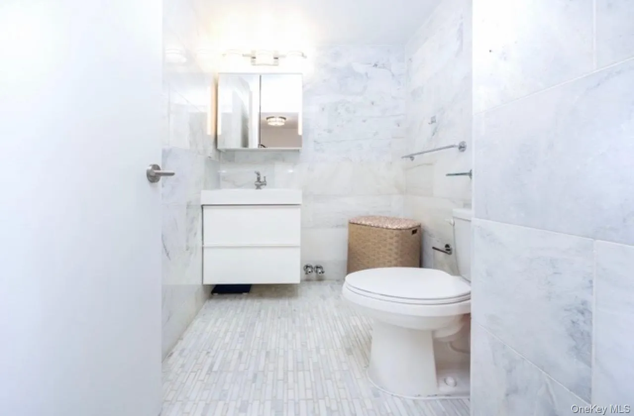 200 Rector Place, New York, NY, 2 Bedrooms Bedrooms, 6 Rooms Rooms,2 BathroomsBathrooms,Residential,For Rent,Rector,0,1004368 200 Rector Place, New York, NY, 2 Bedrooms Bedrooms, 6 Rooms Rooms,2 BathroomsBathrooms,Residential,For Rent,Rector,0,1004368