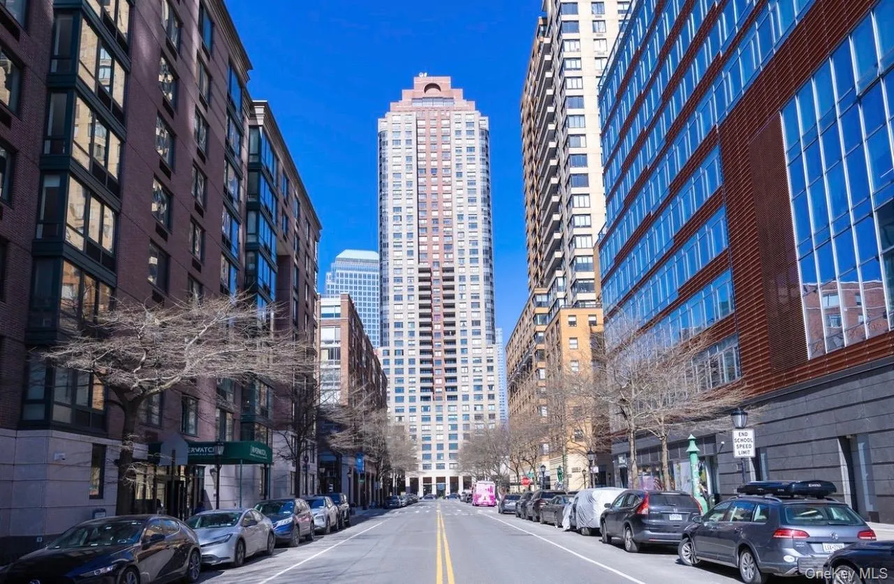 200 Rector Place, New York, NY, 2 Bedrooms Bedrooms, 6 Rooms Rooms,2 BathroomsBathrooms,Residential,For Rent,Rector,0,1004368 200 Rector Place, New York, NY, 2 Bedrooms Bedrooms, 6 Rooms Rooms,2 BathroomsBathrooms,Residential,For Rent,Rector,0,1004368