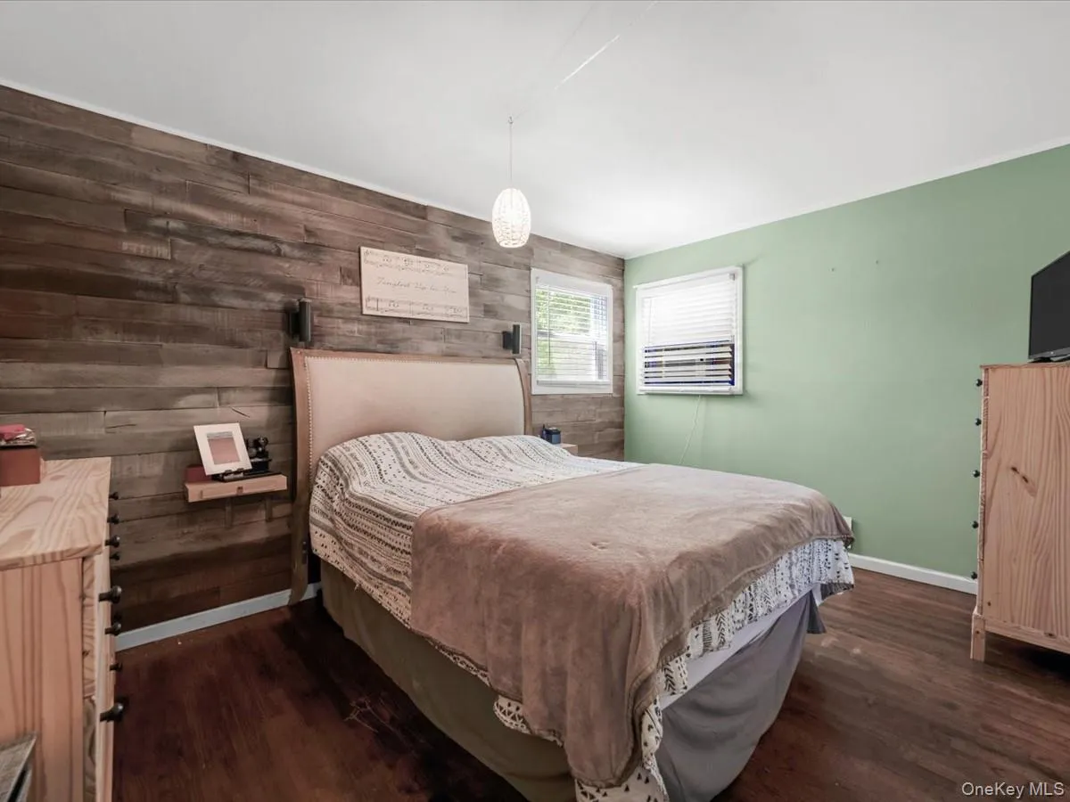 52 Larry Road, Brookhaven, NY, 3 Bedrooms Bedrooms, 5 Rooms Rooms,1 BathroomBathrooms,Residential,For Rent,Larry,0,1004371 52 Larry Road, Brookhaven, NY, 3 Bedrooms Bedrooms, 5 Rooms Rooms,1 BathroomBathrooms,Residential,For Rent,Larry,0,1004371