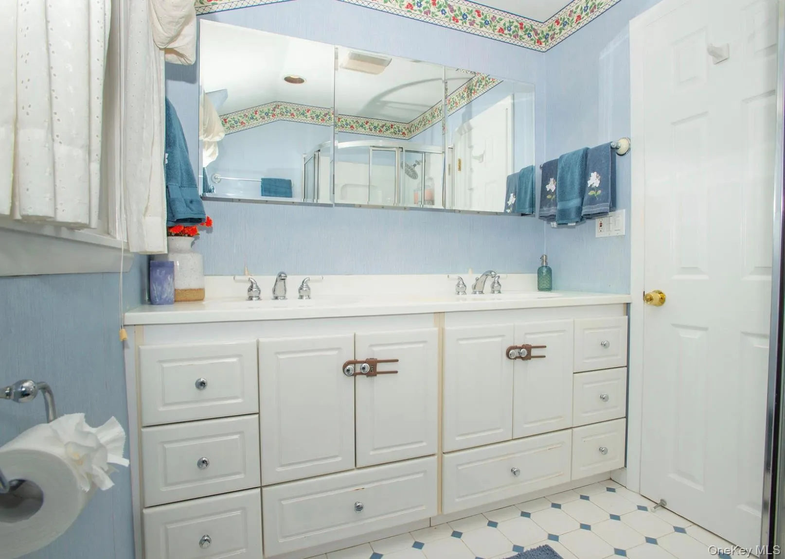 35 Prospect Road, Huntington, NY, 1 Bedroom Bedrooms, 4 Rooms Rooms,2 BathroomsBathrooms,Residential Lease,For Rent,Prospect,0,1004377 35 Prospect Road, Huntington, NY, 1 Bedroom Bedrooms, 4 Rooms Rooms,2 BathroomsBathrooms,Residential Lease,For Rent,Prospect,0,1004377