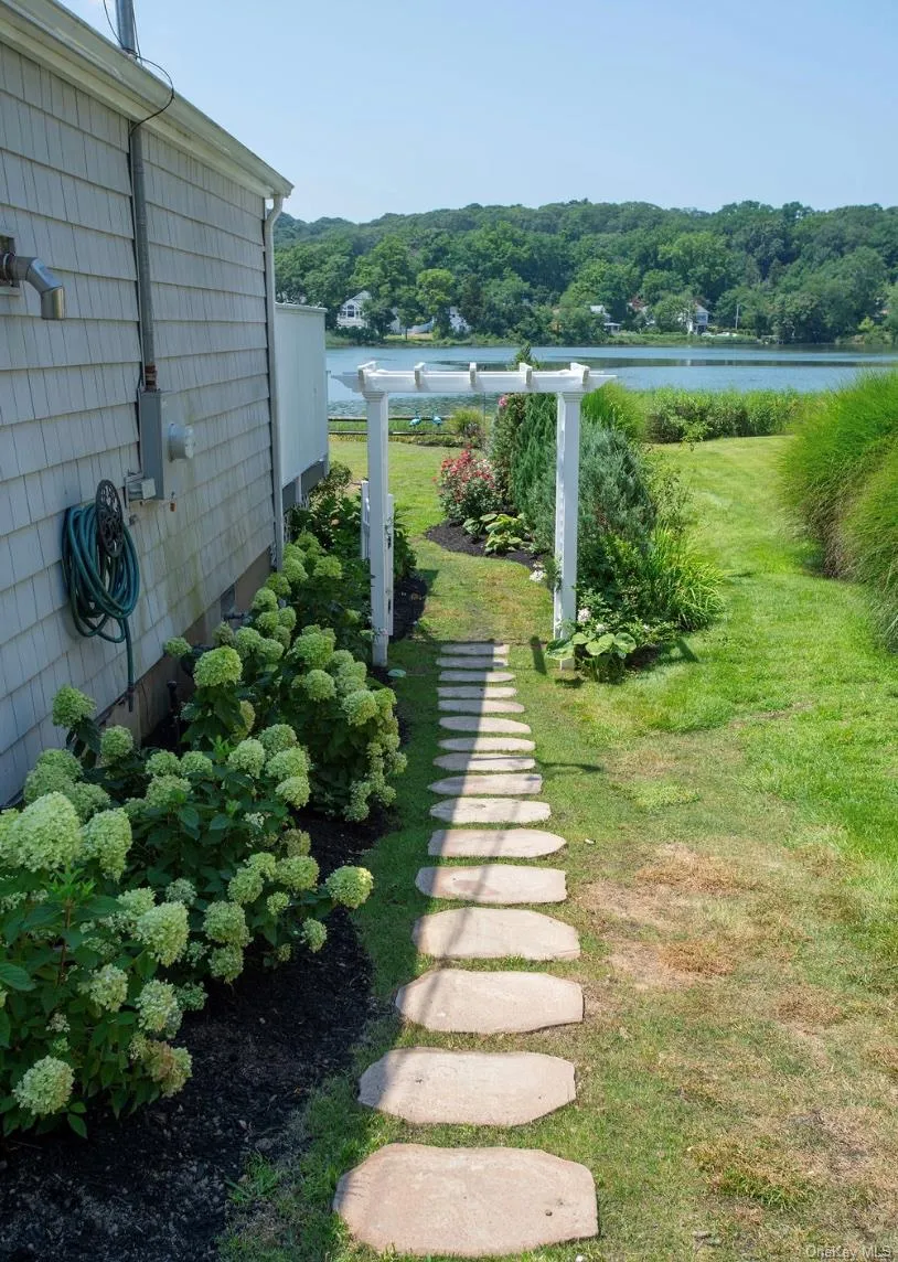 35 Prospect Road, Huntington, NY, 1 Bedroom Bedrooms, 4 Rooms Rooms,2 BathroomsBathrooms,Residential Lease,For Rent,Prospect,0,1004377 35 Prospect Road, Huntington, NY, 1 Bedroom Bedrooms, 4 Rooms Rooms,2 BathroomsBathrooms,Residential Lease,For Rent,Prospect,0,1004377