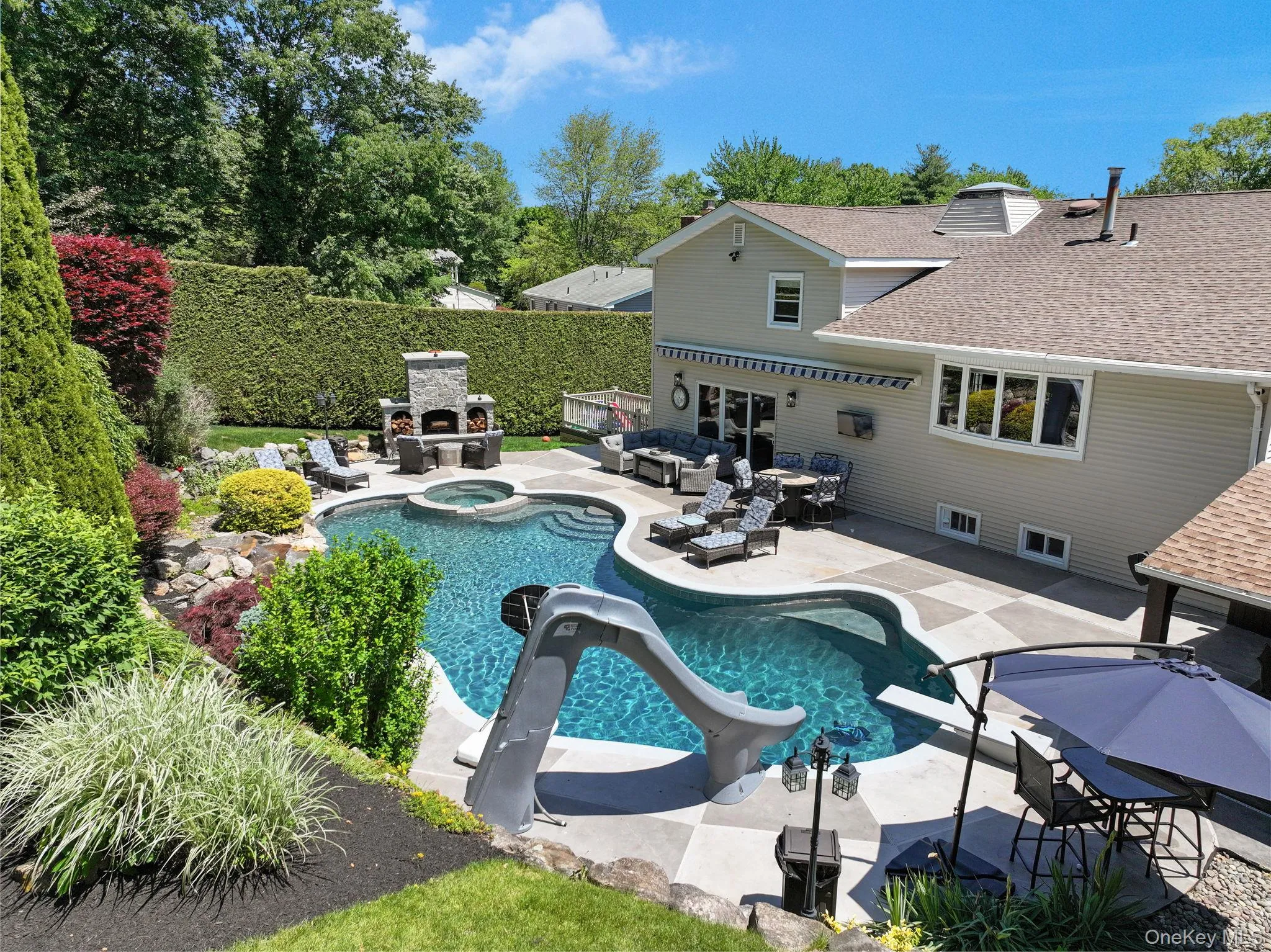 12 Pelham Avenue, Clarkstown, NY, 4 Bedrooms Bedrooms, 11 Rooms Rooms,2 BathroomsBathrooms,Residential,For Rent,Pelham,0,1004378 12 Pelham Avenue, Clarkstown, NY, 4 Bedrooms Bedrooms, 11 Rooms Rooms,2 BathroomsBathrooms,Residential,For Rent,Pelham,0,1004378