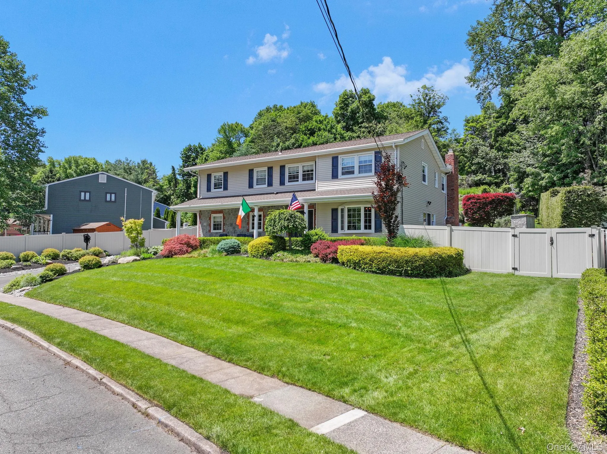 12 Pelham Avenue, Clarkstown, NY, 4 Bedrooms Bedrooms, 11 Rooms Rooms,2 BathroomsBathrooms,Residential,For Rent,Pelham,0,1004378 12 Pelham Avenue, Clarkstown, NY, 4 Bedrooms Bedrooms, 11 Rooms Rooms,2 BathroomsBathrooms,Residential,For Rent,Pelham,0,1004378