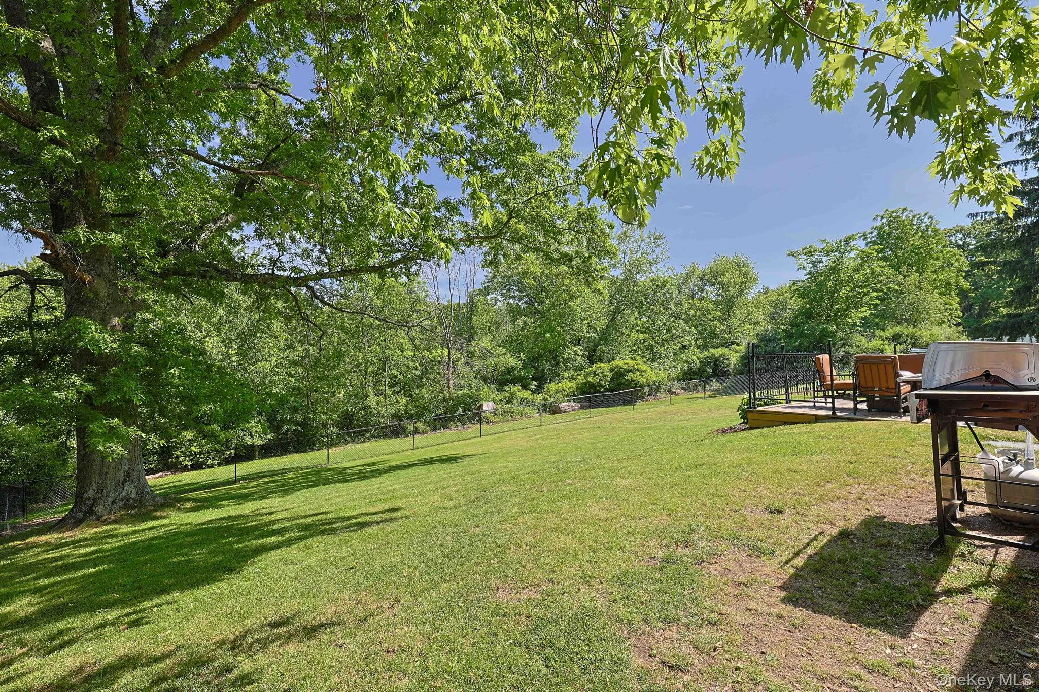 Fenced in pet friendly backyard. Fenced in pet friendly backyard.