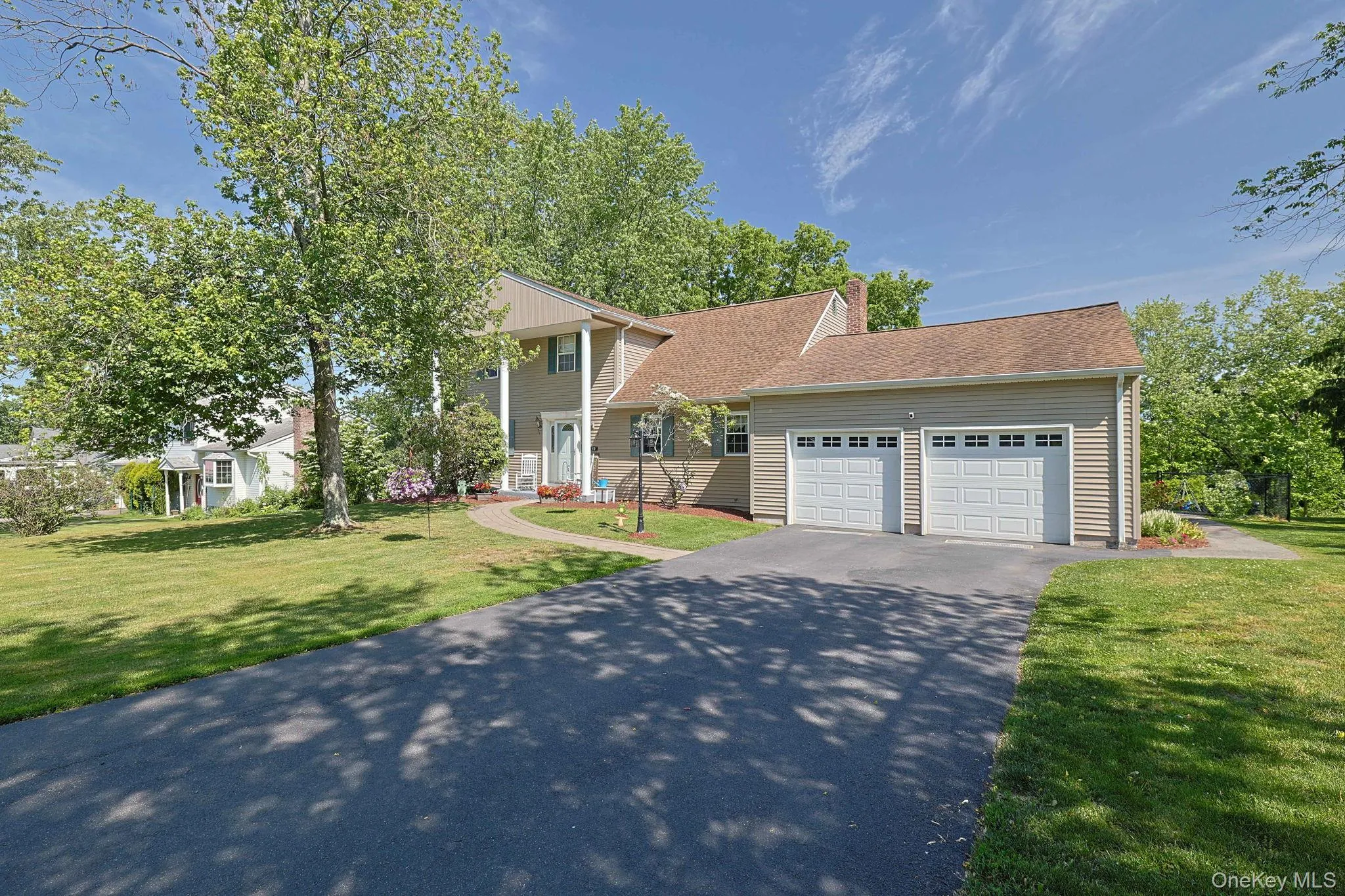 Two-story colonial in the Minisink Valley School District featuring four bedrooms and two and a half baths. Beautiful inside! Two-story colonial in the Minisink Valley School District featuring four bedrooms and two and a half baths. Beautiful inside!