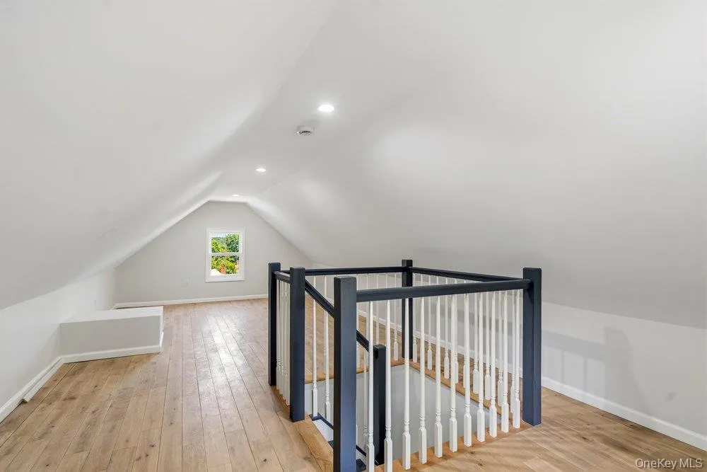 17 Tatterson Street, North Hempstead, NY, 2 Bedrooms Bedrooms, 7 Rooms Rooms,3 BathroomsBathrooms,Residential,For Rent,Tatterson,0,1004381 17 Tatterson Street, North Hempstead, NY, 2 Bedrooms Bedrooms, 7 Rooms Rooms,3 BathroomsBathrooms,Residential,For Rent,Tatterson,0,1004381