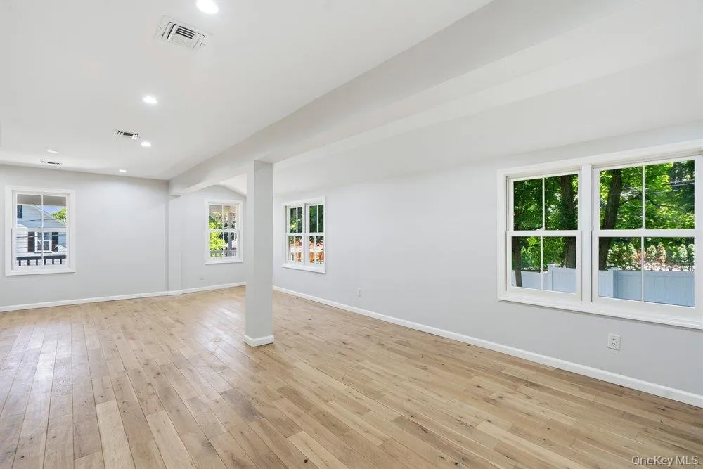17 Tatterson Street, North Hempstead, NY, 2 Bedrooms Bedrooms, 7 Rooms Rooms,3 BathroomsBathrooms,Residential,For Rent,Tatterson,0,1004381 17 Tatterson Street, North Hempstead, NY, 2 Bedrooms Bedrooms, 7 Rooms Rooms,3 BathroomsBathrooms,Residential,For Rent,Tatterson,0,1004381