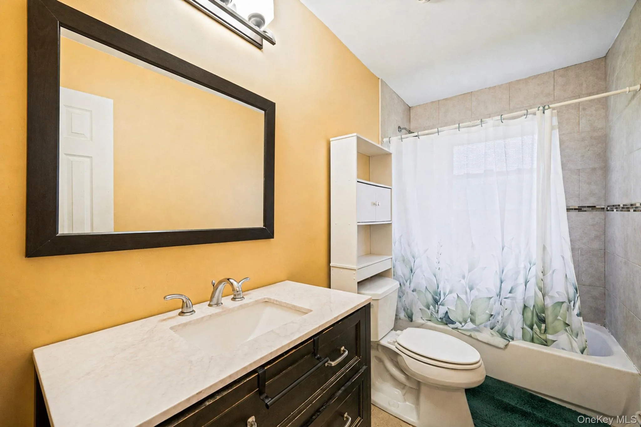 36 Naples Avenue, Islip, NY, 4 Bedrooms Bedrooms, 6 Rooms Rooms,1 BathroomBathrooms,Residential,For Rent,Naples,0,1004386 36 Naples Avenue, Islip, NY, 4 Bedrooms Bedrooms, 6 Rooms Rooms,1 BathroomBathrooms,Residential,For Rent,Naples,0,1004386