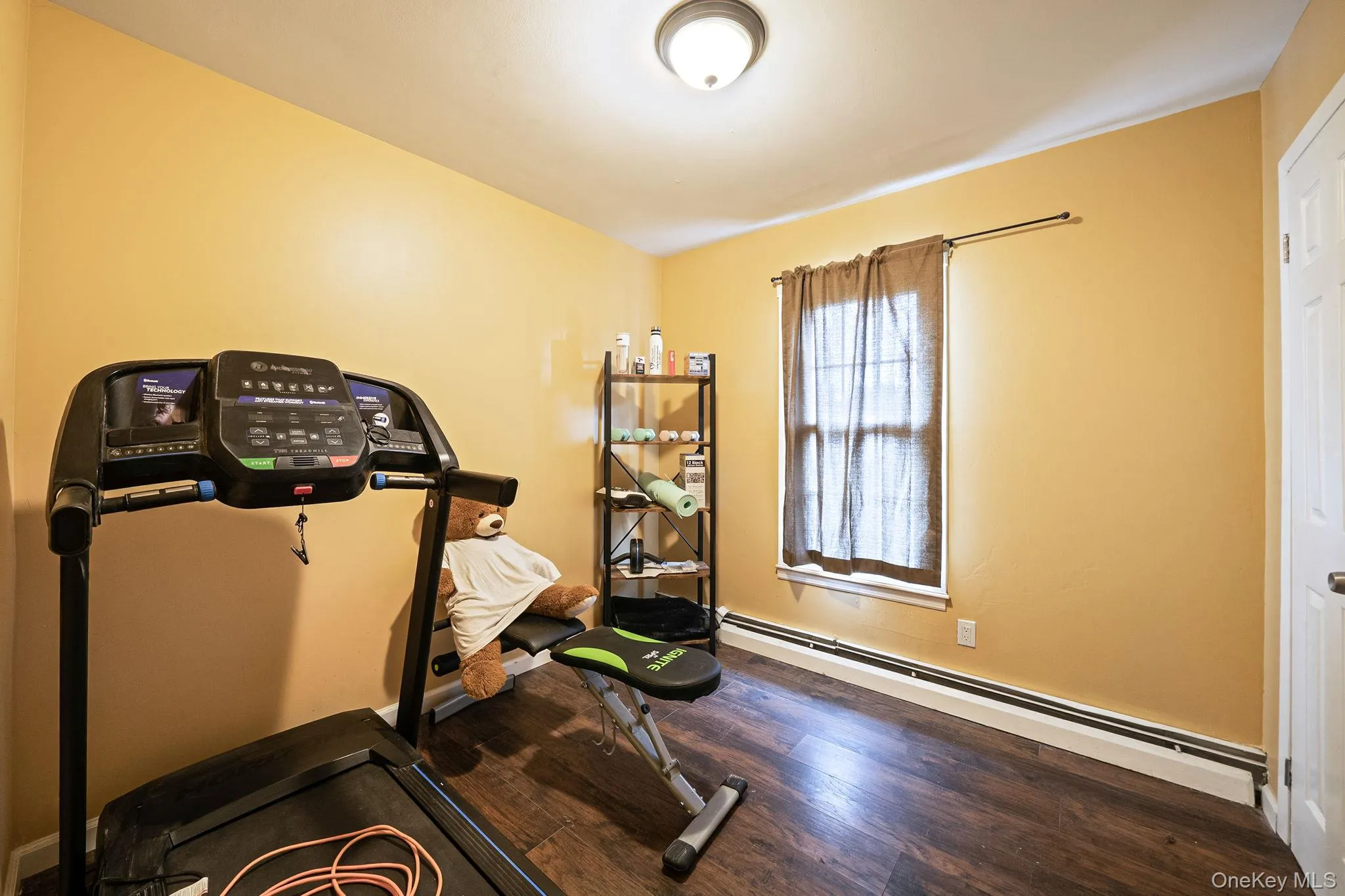 36 Naples Avenue, Islip, NY, 4 Bedrooms Bedrooms, 6 Rooms Rooms,1 BathroomBathrooms,Residential,For Rent,Naples,0,1004386 36 Naples Avenue, Islip, NY, 4 Bedrooms Bedrooms, 6 Rooms Rooms,1 BathroomBathrooms,Residential,For Rent,Naples,0,1004386