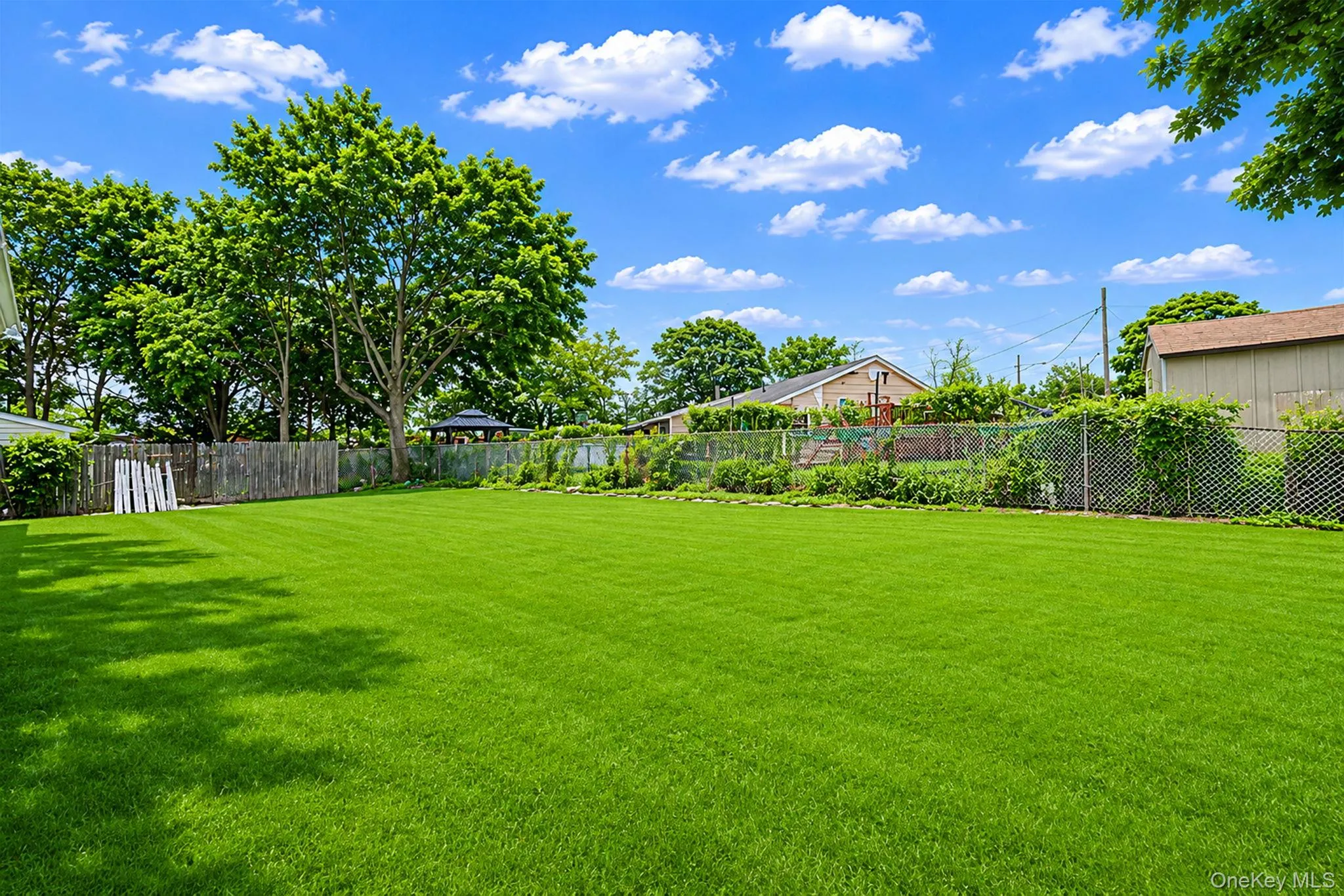 36 Naples Avenue, Islip, NY, 4 Bedrooms Bedrooms, 6 Rooms Rooms,1 BathroomBathrooms,Residential,For Rent,Naples,0,1004386 36 Naples Avenue, Islip, NY, 4 Bedrooms Bedrooms, 6 Rooms Rooms,1 BathroomBathrooms,Residential,For Rent,Naples,0,1004386