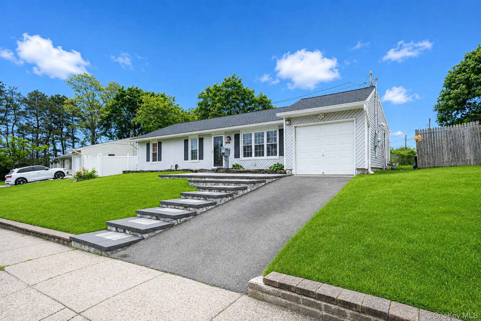 36 Naples Avenue, Islip, NY, 4 Bedrooms Bedrooms, 6 Rooms Rooms,1 BathroomBathrooms,Residential,For Rent,Naples,0,1004386 36 Naples Avenue, Islip, NY, 4 Bedrooms Bedrooms, 6 Rooms Rooms,1 BathroomBathrooms,Residential,For Rent,Naples,0,1004386