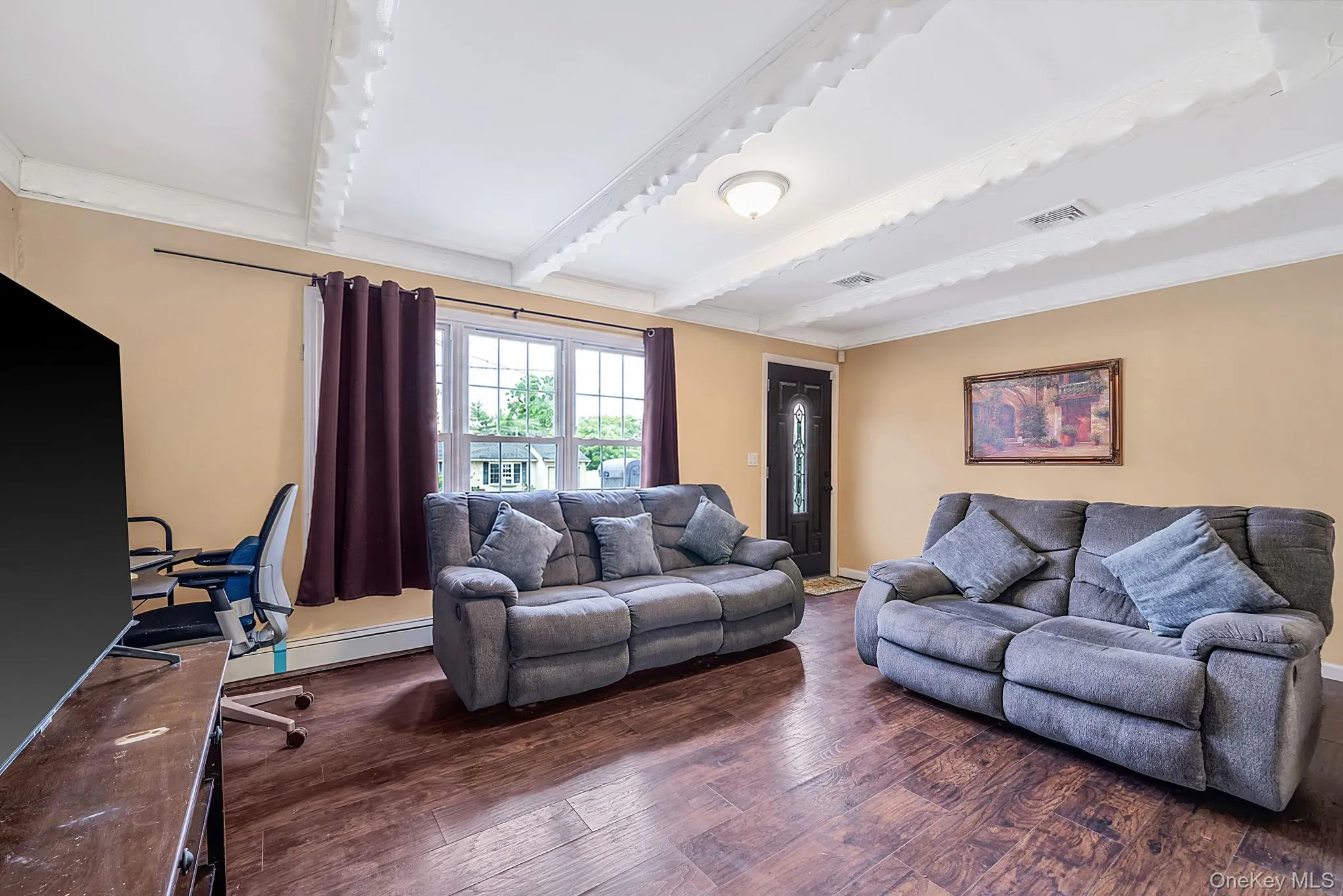 36 Naples Avenue, Islip, NY, 4 Bedrooms Bedrooms, 6 Rooms Rooms,1 BathroomBathrooms,Residential,For Rent,Naples,0,1004386 36 Naples Avenue, Islip, NY, 4 Bedrooms Bedrooms, 6 Rooms Rooms,1 BathroomBathrooms,Residential,For Rent,Naples,0,1004386