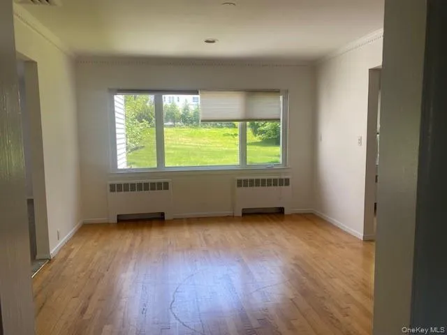 27 Martin Court, North Hempstead, NY, 3 Bedrooms Bedrooms, 7 Rooms Rooms,3 BathroomsBathrooms,Residential Lease,For Rent,Martin,0,1004387 27 Martin Court, North Hempstead, NY, 3 Bedrooms Bedrooms, 7 Rooms Rooms,3 BathroomsBathrooms,Residential Lease,For Rent,Martin,0,1004387
