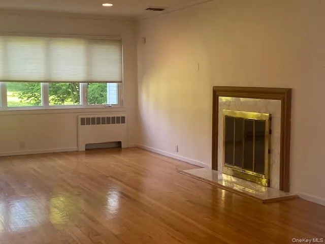 27 Martin Court, North Hempstead, NY, 3 Bedrooms Bedrooms, 7 Rooms Rooms,3 BathroomsBathrooms,Residential Lease,For Rent,Martin,0,1004387 27 Martin Court, North Hempstead, NY, 3 Bedrooms Bedrooms, 7 Rooms Rooms,3 BathroomsBathrooms,Residential Lease,For Rent,Martin,0,1004387