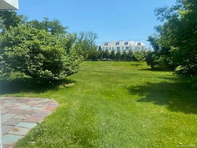 27 Martin Court, North Hempstead, NY, 3 Bedrooms Bedrooms, 7 Rooms Rooms,3 BathroomsBathrooms,Residential Lease,For Rent,Martin,0,1004387 27 Martin Court, North Hempstead, NY, 3 Bedrooms Bedrooms, 7 Rooms Rooms,3 BathroomsBathrooms,Residential Lease,For Rent,Martin,0,1004387