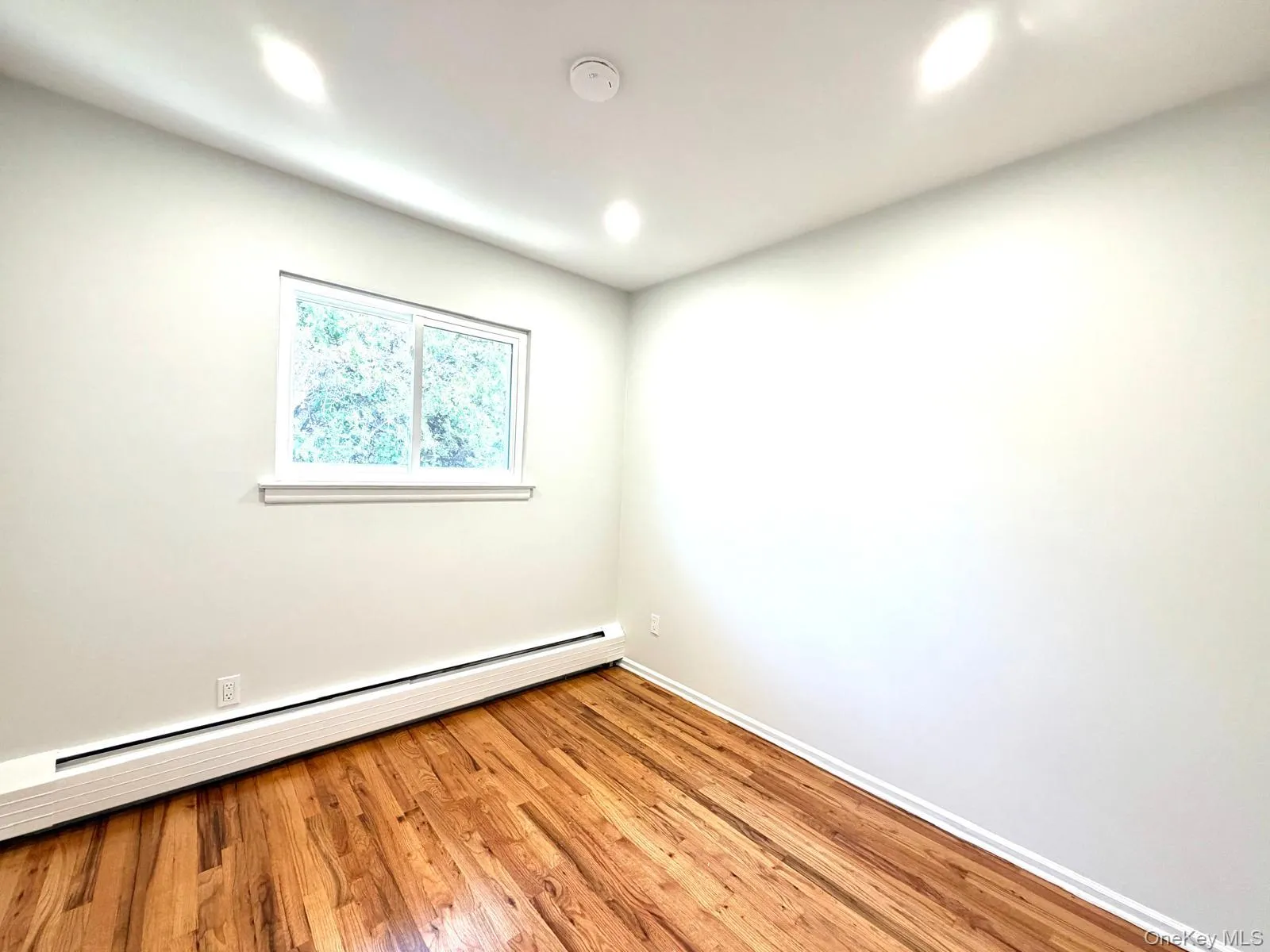 65 Florida Avenue, Hempstead, NY, 4 Bedrooms Bedrooms, 8 Rooms Rooms,2 BathroomsBathrooms,Residential Lease,For Rent,Florida,0,1004400 65 Florida Avenue, Hempstead, NY, 4 Bedrooms Bedrooms, 8 Rooms Rooms,2 BathroomsBathrooms,Residential Lease,For Rent,Florida,0,1004400